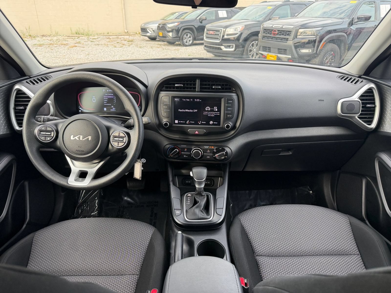Thumbnail: 2025 Kia Soul - 31