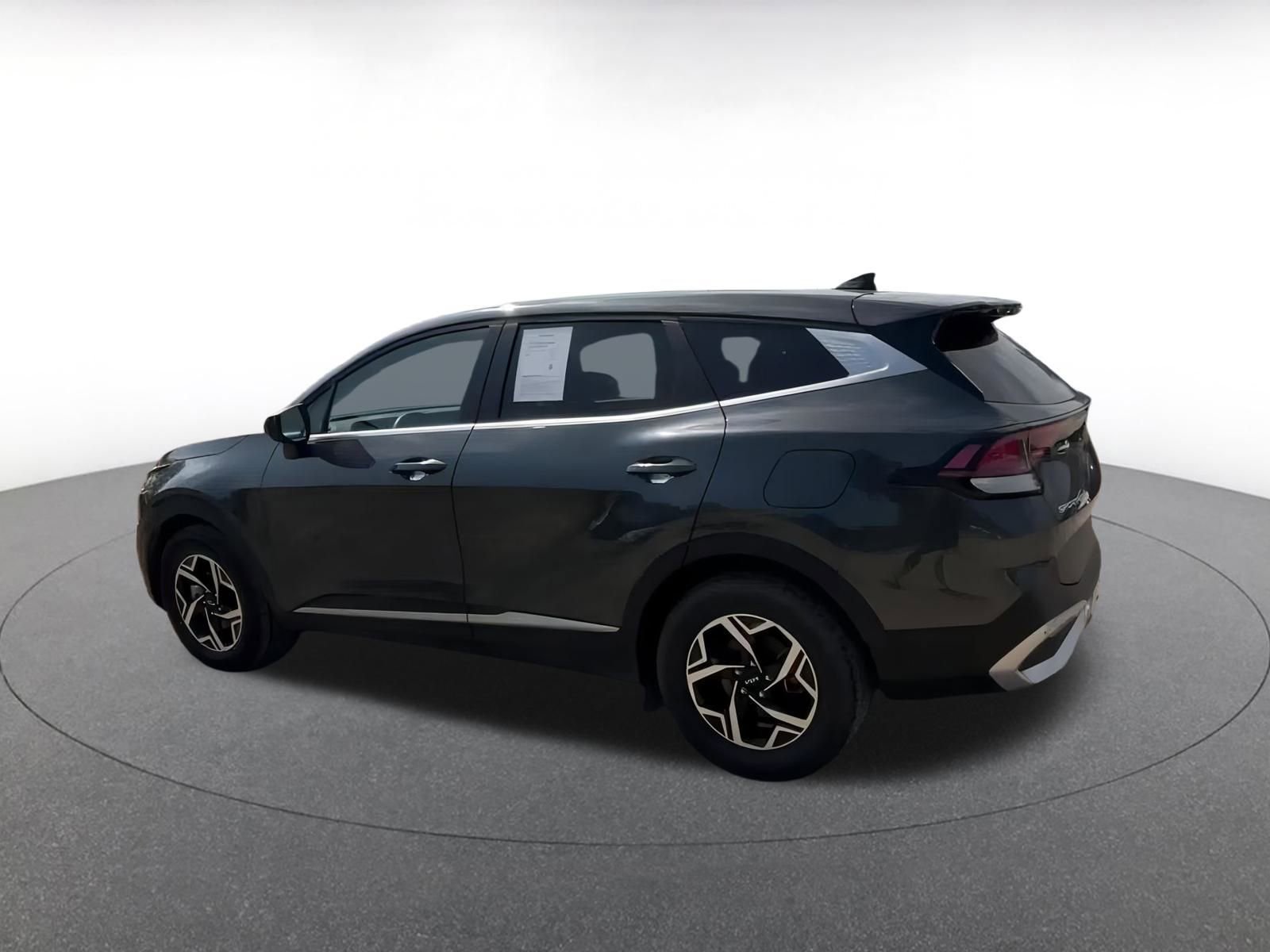 Thumbnail: 2024 Kia Sportage - 10