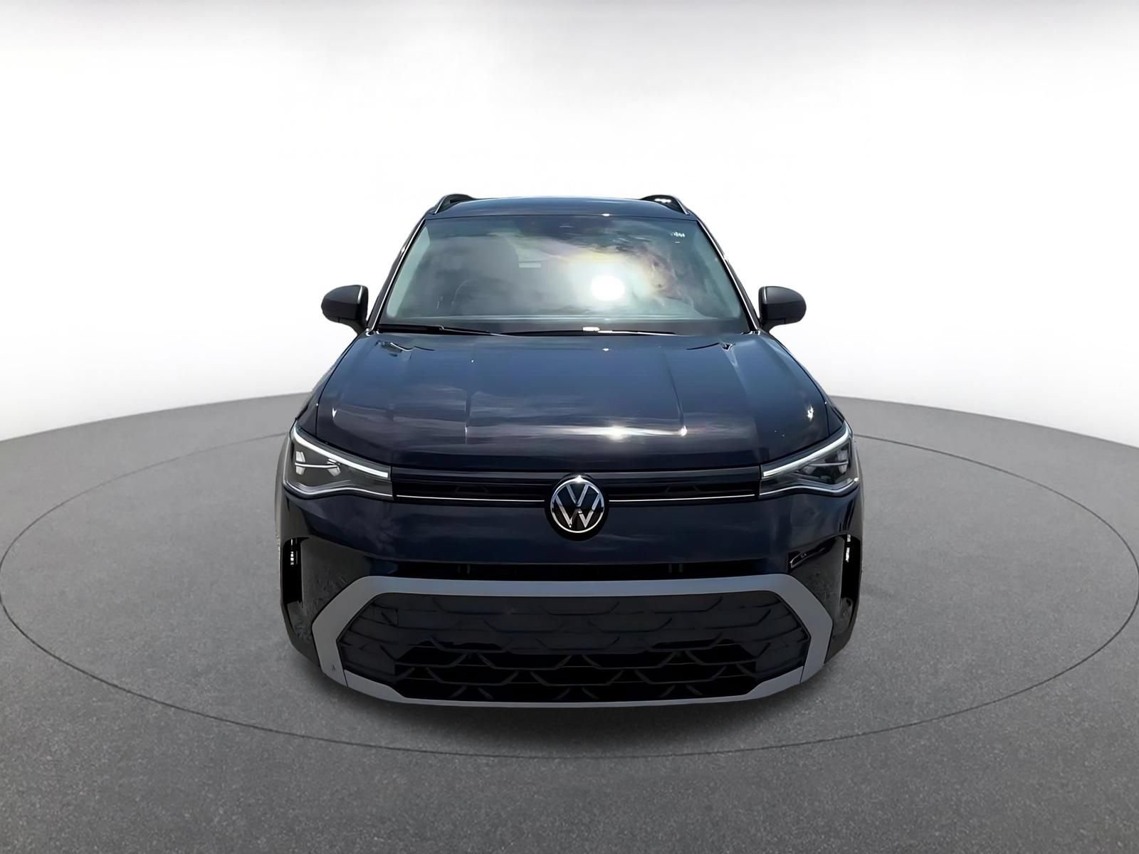 Thumbnail: 2026 Volkswagen Taos - 4