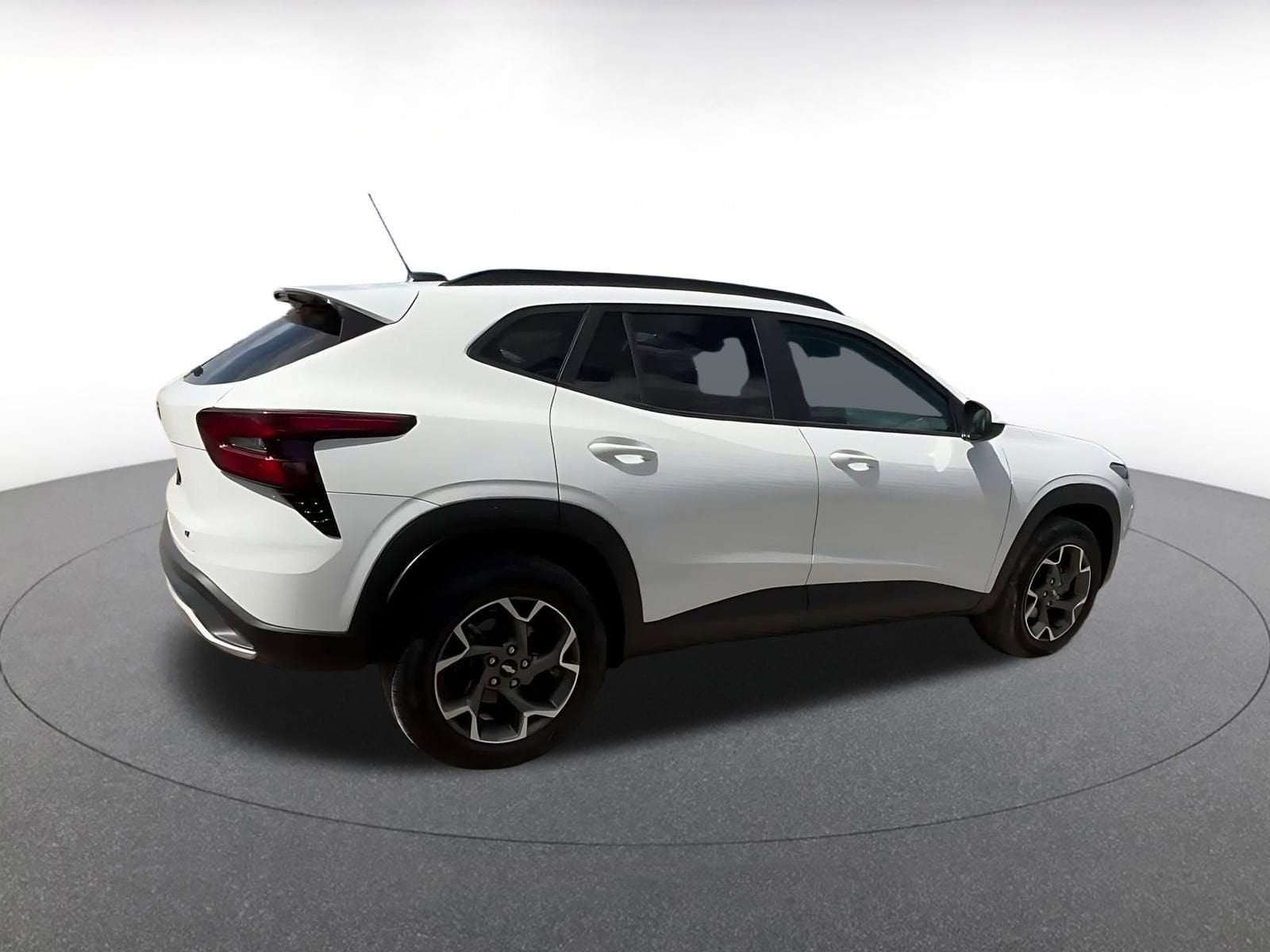 Thumbnail: 2025 Chevrolet Trax - 15