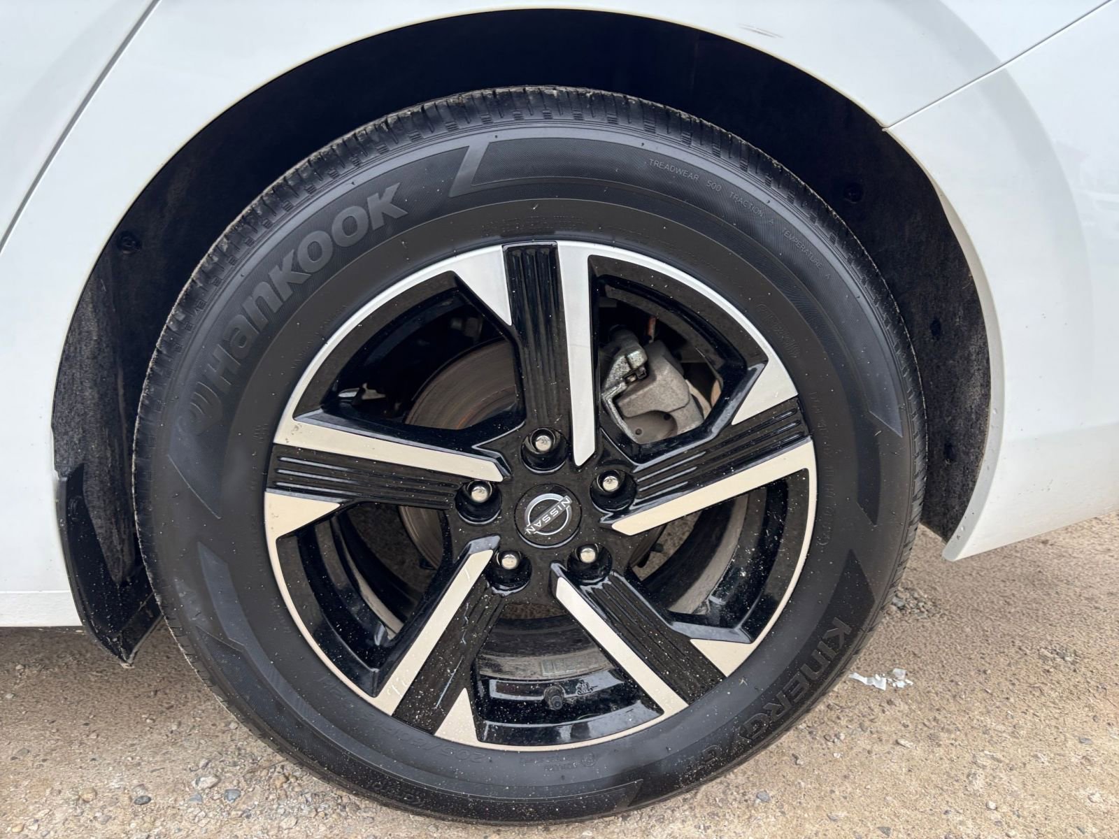 Thumbnail: 2025 Nissan Sentra - 28