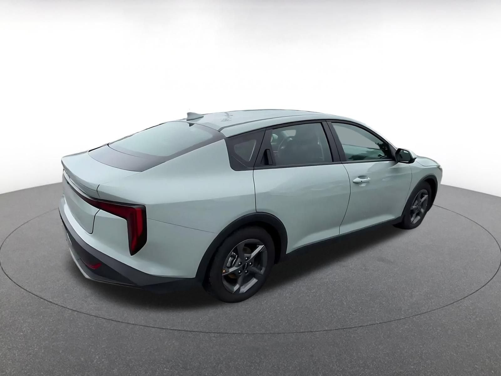 Thumbnail: 2026 Kia K4 - 13
