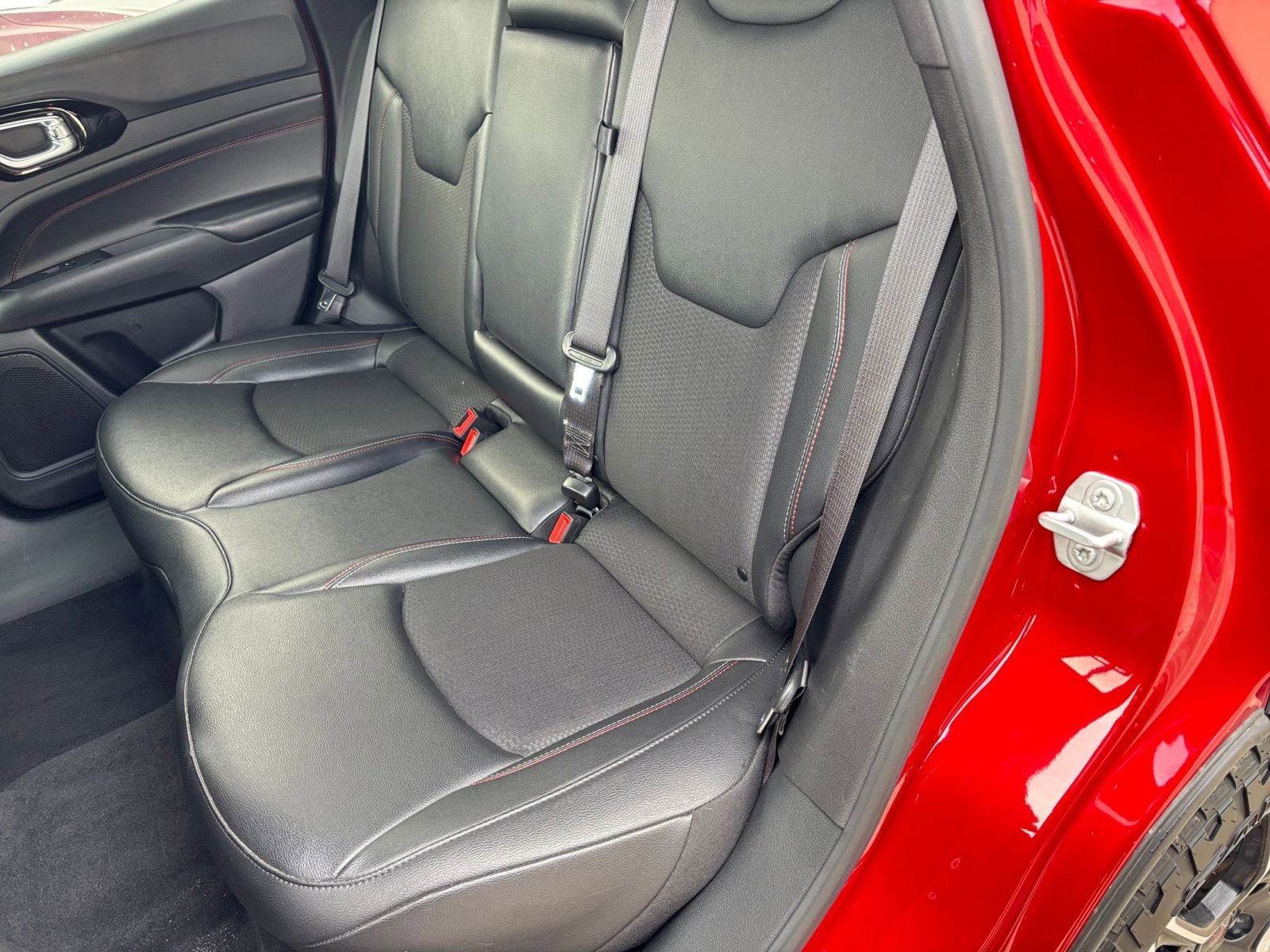 Thumbnail: 2025 Jeep Compass - 24