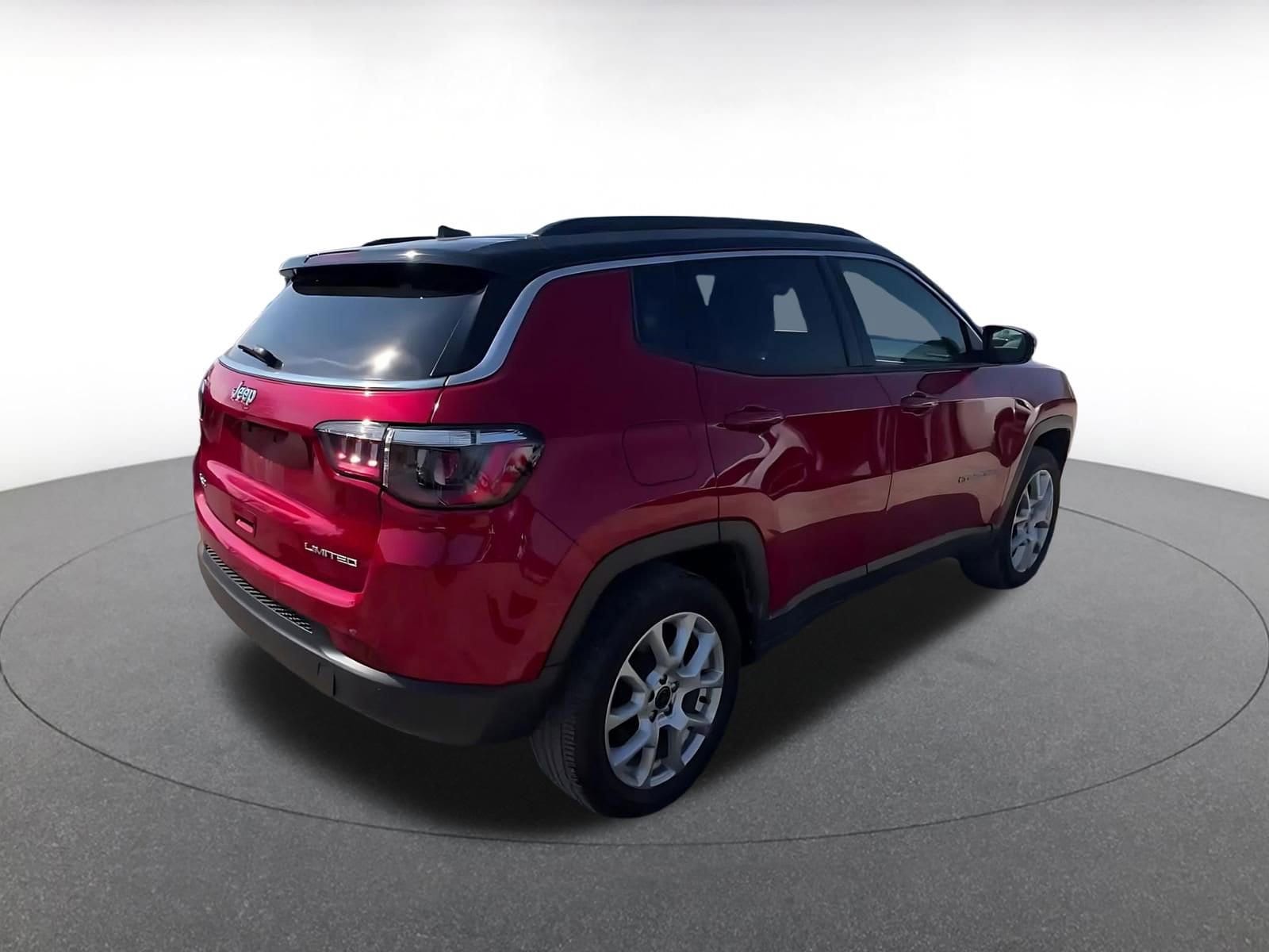 Thumbnail: 2025 Jeep Compass - 15