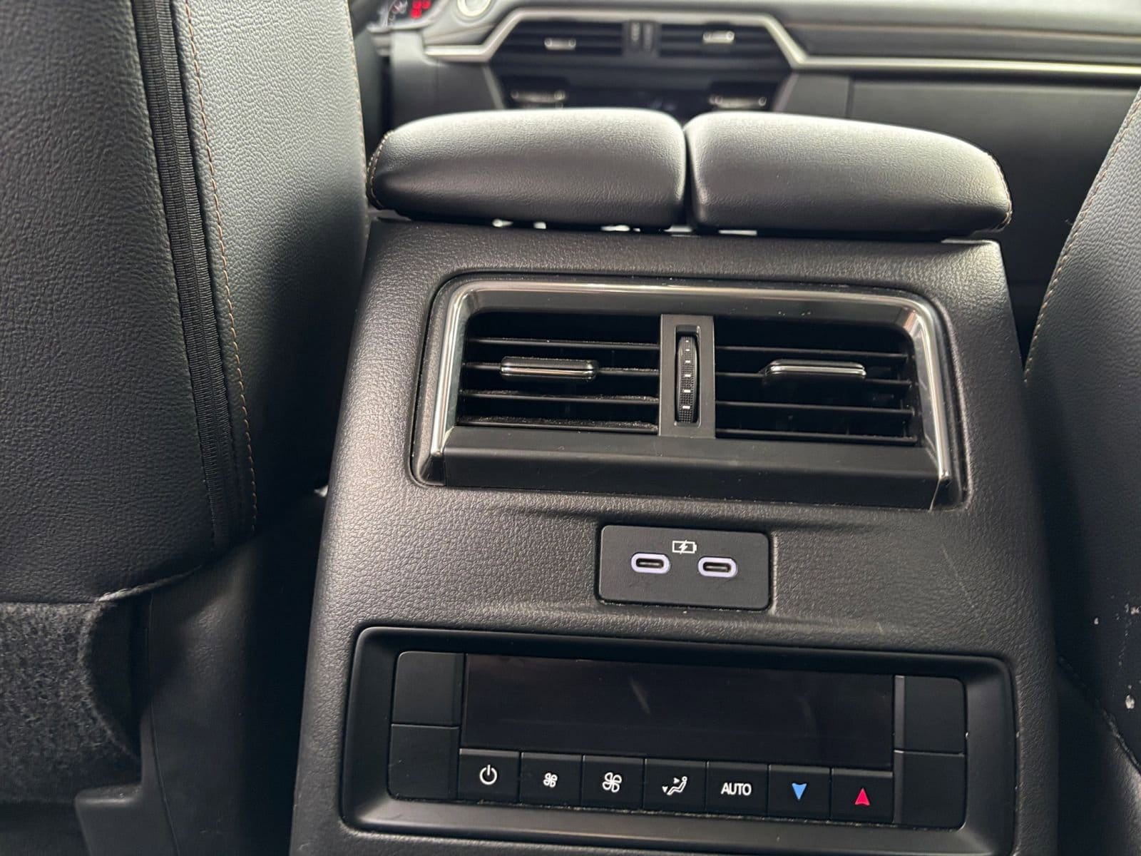 Thumbnail: 2025 Mazda CX-90 - 25