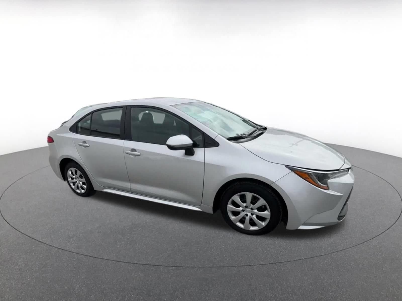 Thumbnail: 2025 Toyota Corolla - 2