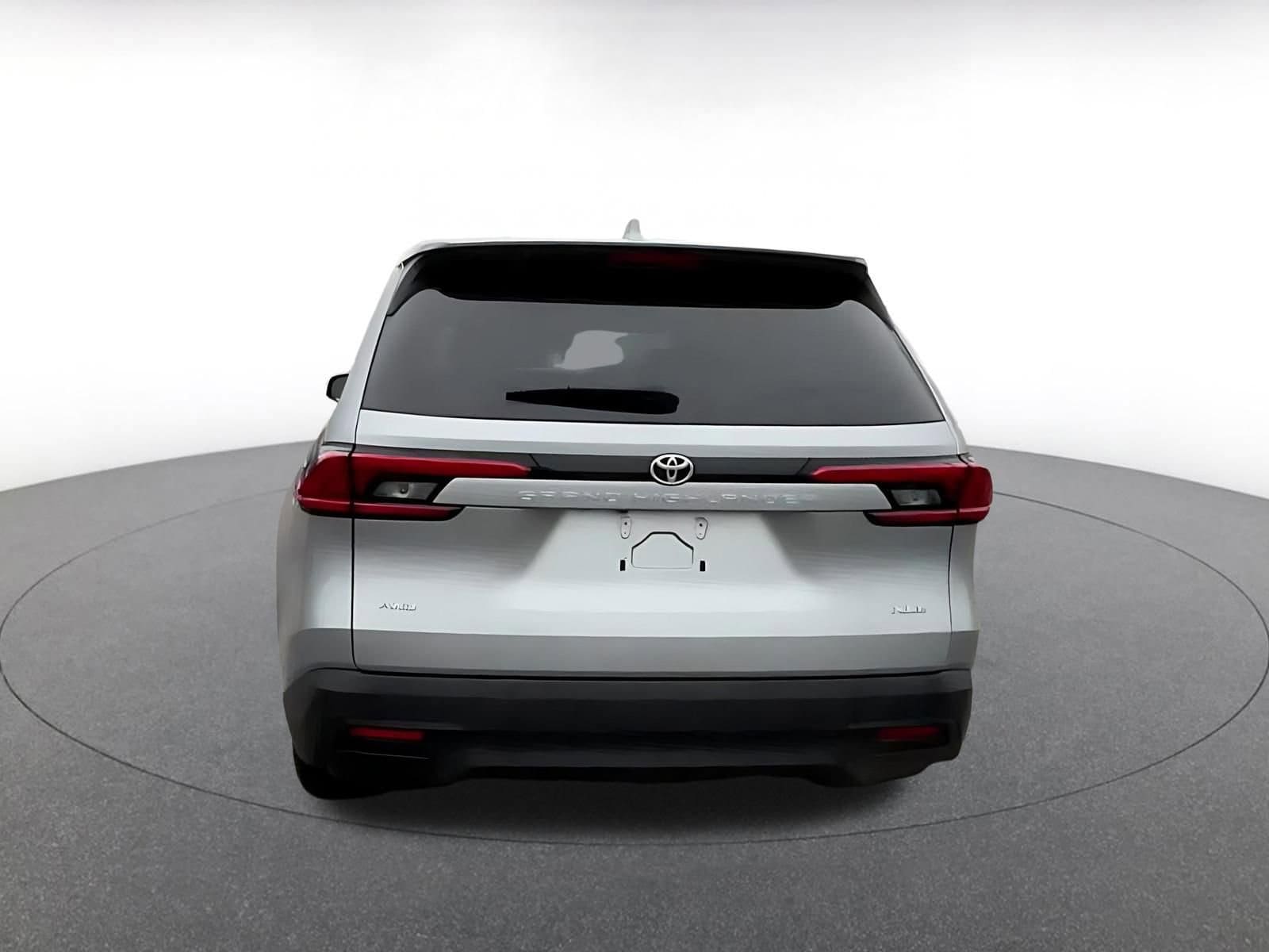 Thumbnail: 2024 Toyota Grand Highlander - 12