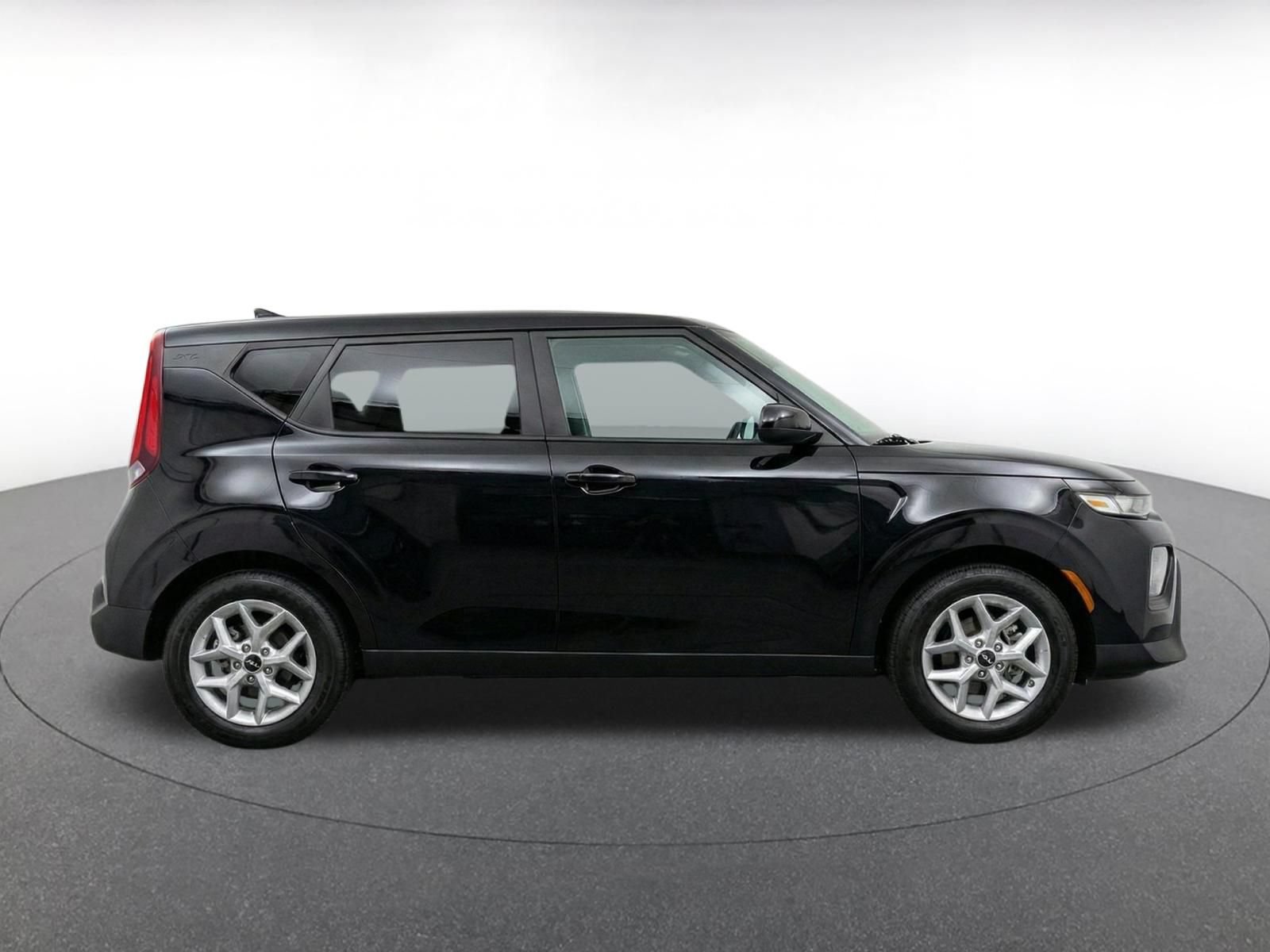 Thumbnail: 2025 Kia Soul - 10