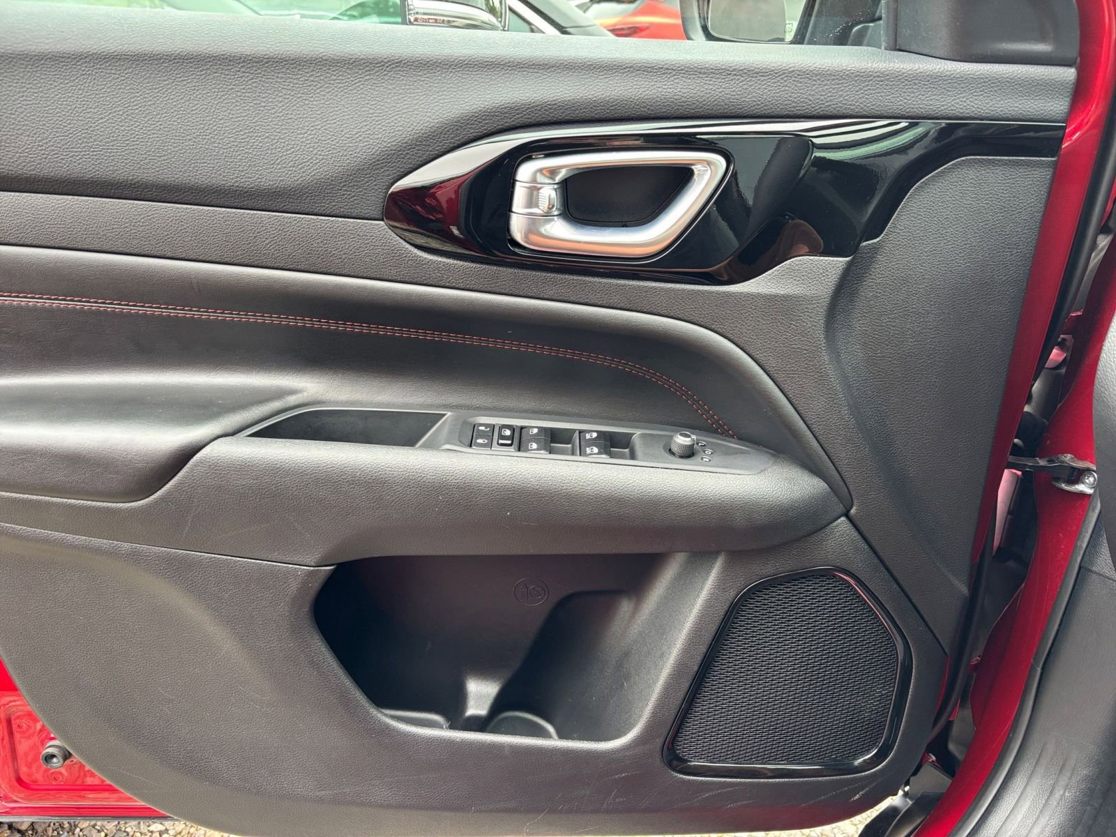 Thumbnail: 2025 Jeep Compass - 18