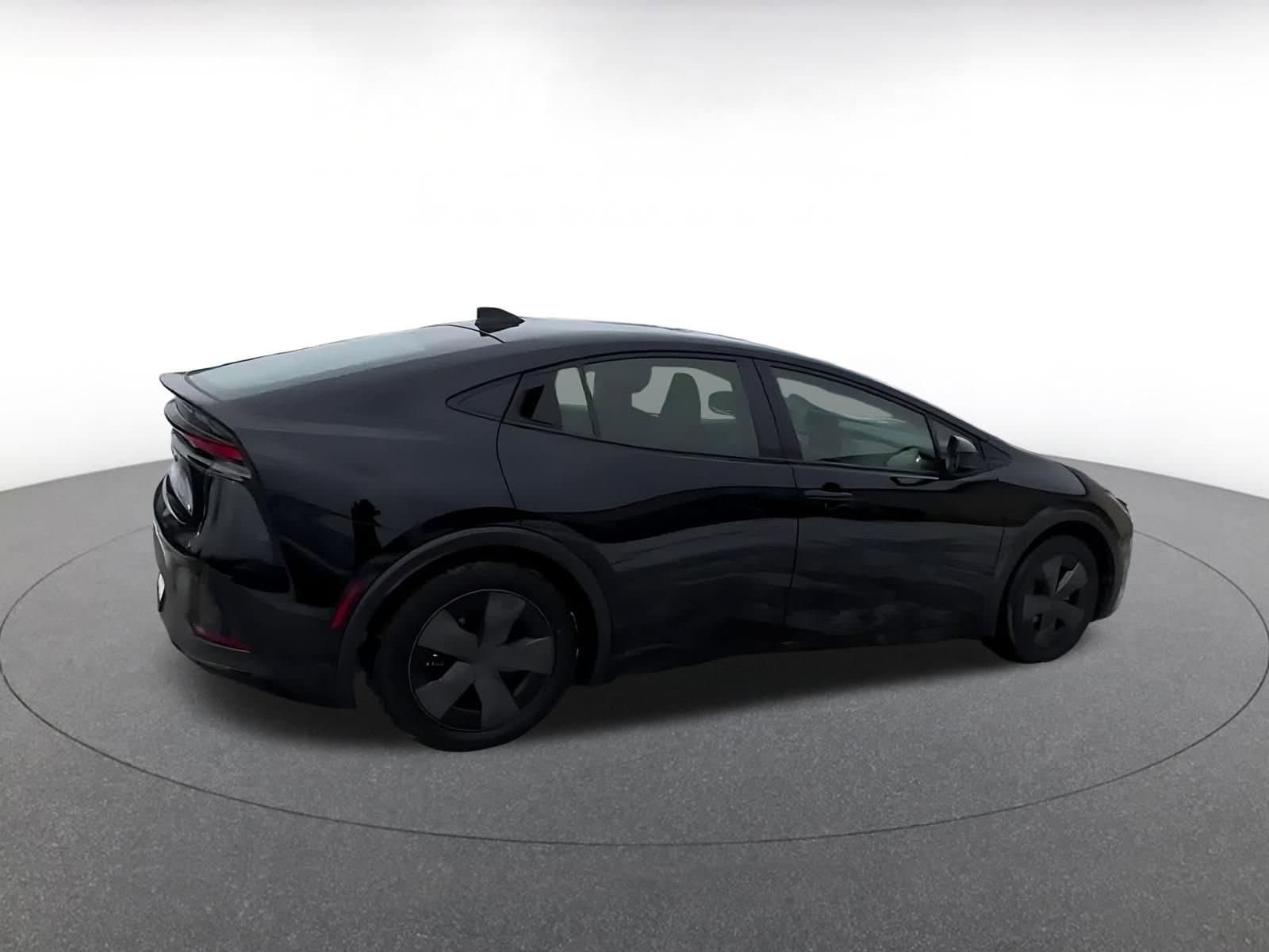 Thumbnail: 2025 Toyota Prius - 15