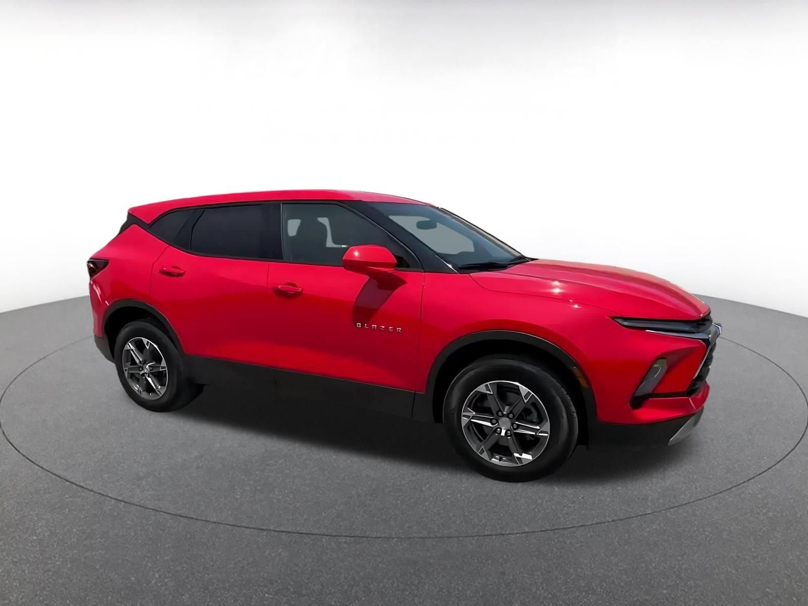 Thumbnail: 2025 Chevrolet Blazer - 2