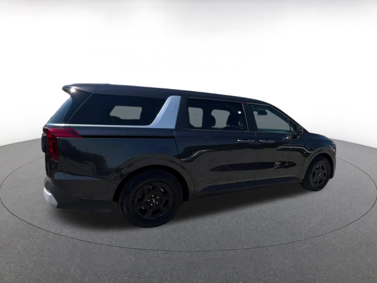 Thumbnail: 2026 Kia Carnival - 15
