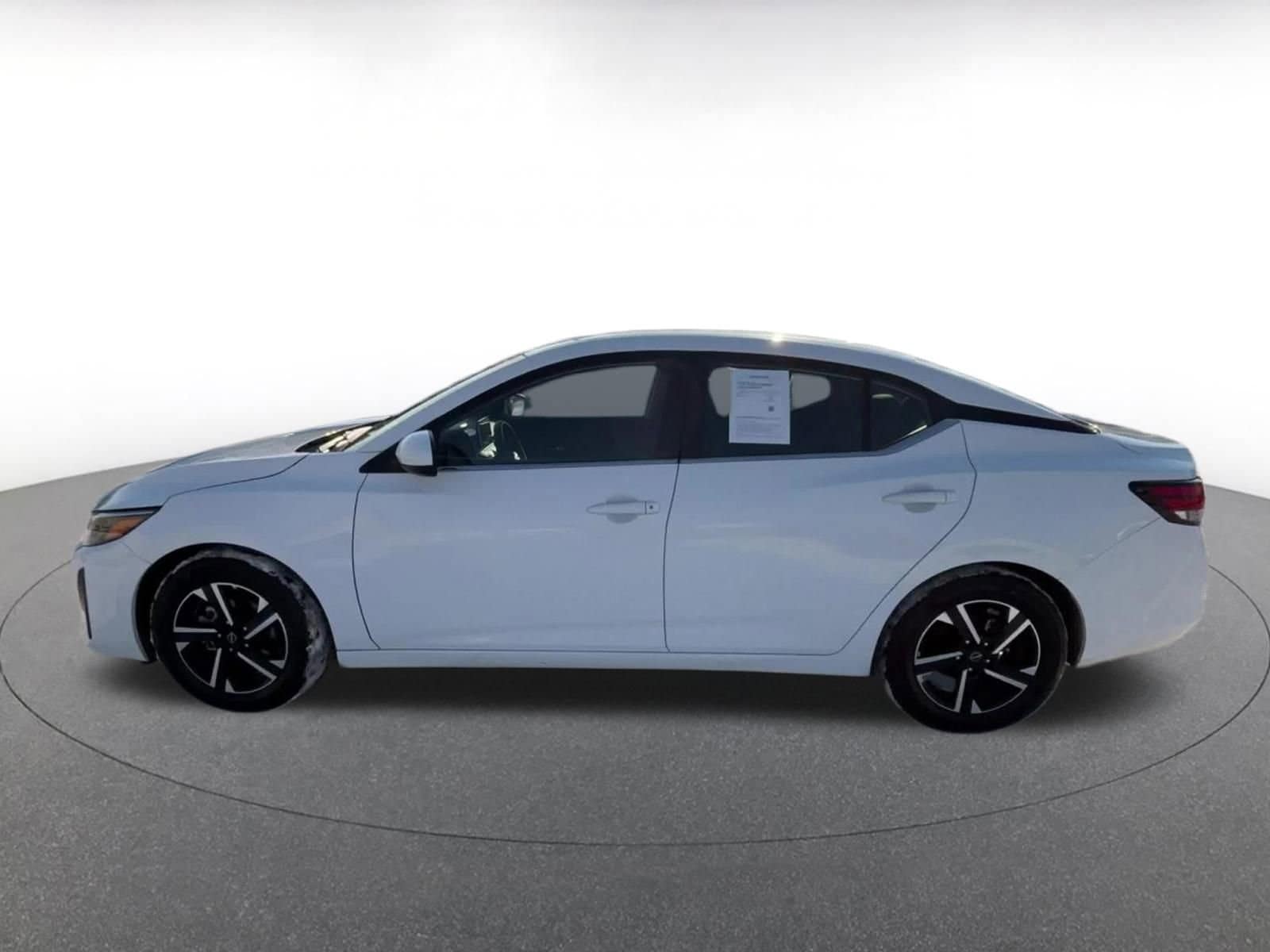 Thumbnail: 2025 Nissan Sentra - 9