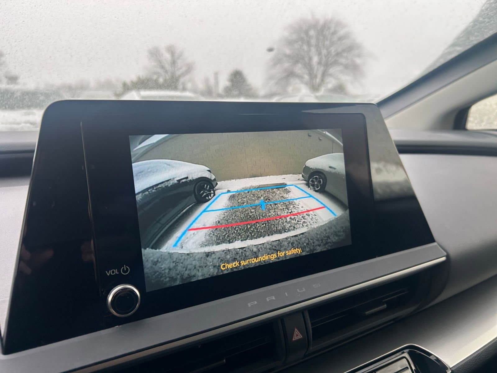 Thumbnail: 2025 Toyota Prius - 17