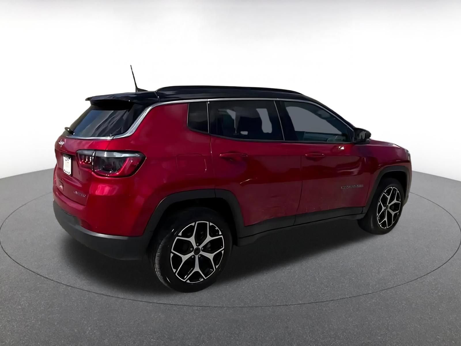 Thumbnail: 2025 Jeep Compass - 15