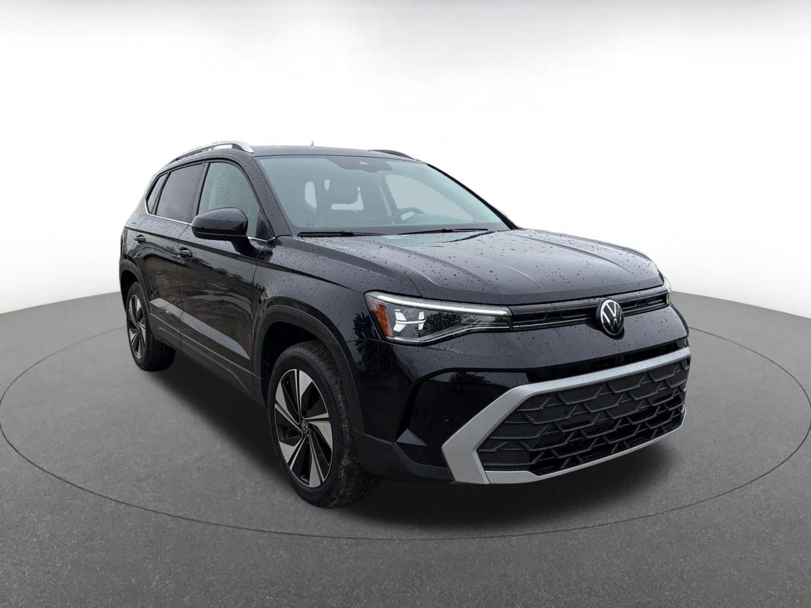 Thumbnail: 2025 Volkswagen Taos - 1