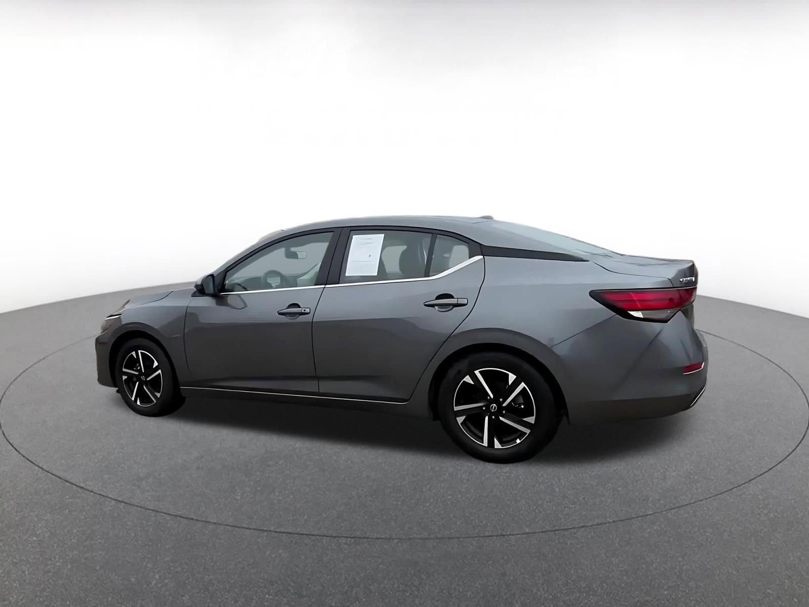 Thumbnail: 2025 Nissan Sentra - 10