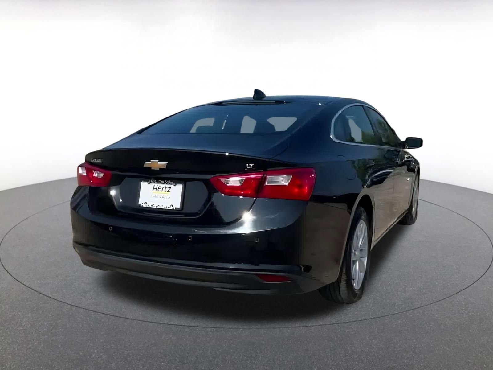 Thumbnail: 2024 Chevrolet Malibu - 14