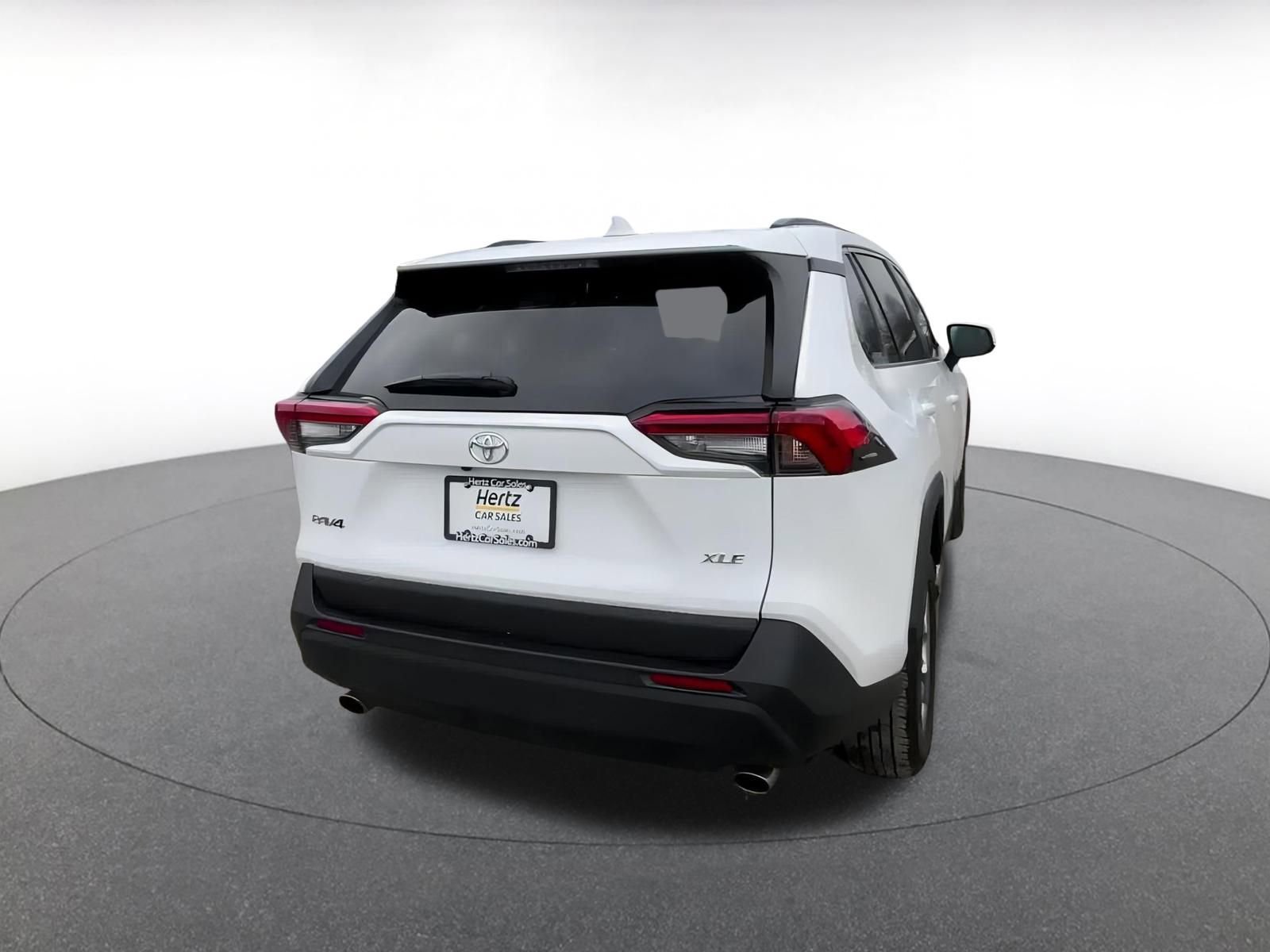 Thumbnail: 2025 Toyota RAV4 - 14