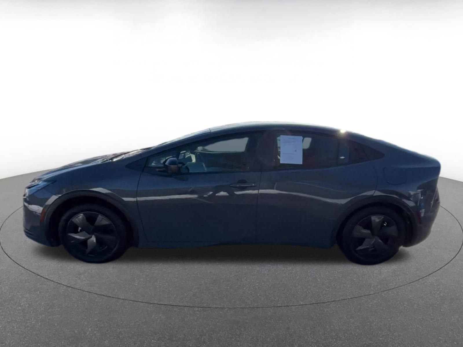 Thumbnail: 2025 Toyota Prius - 9