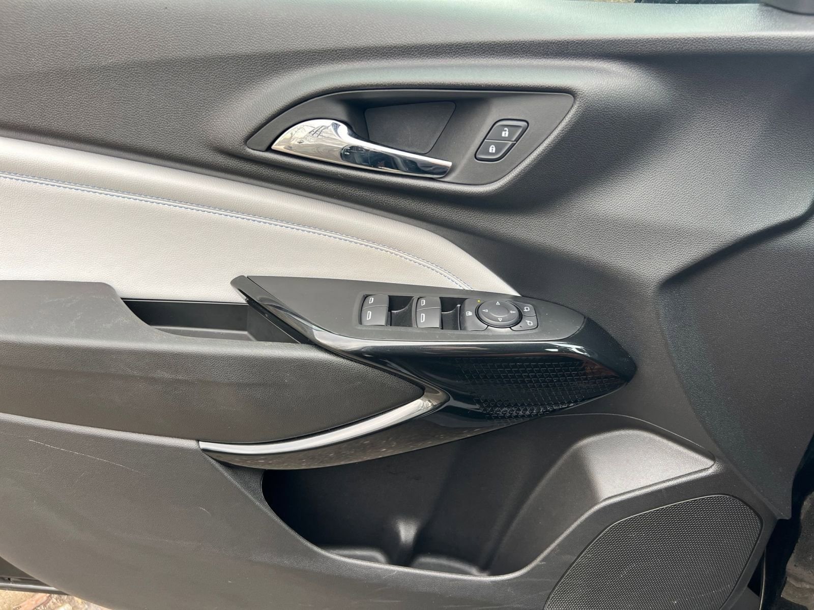 Thumbnail: 2025 Chevrolet Trax - 18