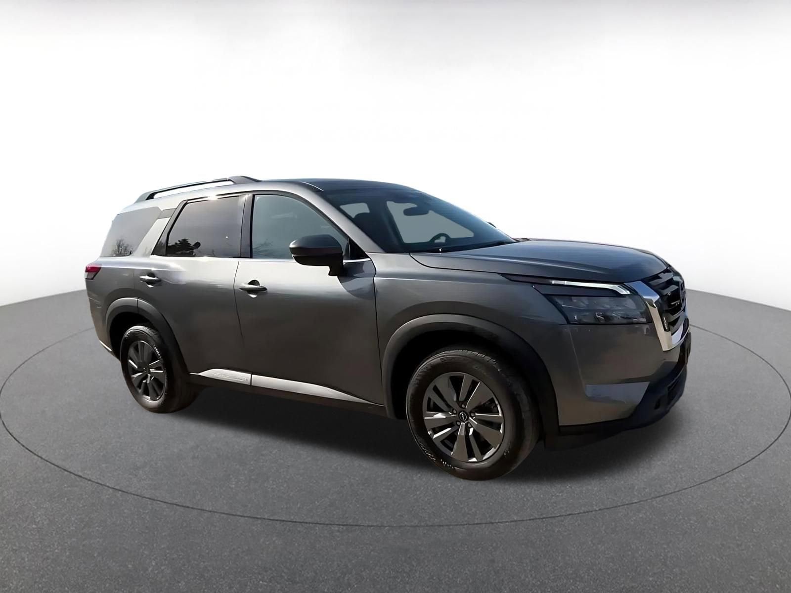 Thumbnail: 2025 Nissan Pathfinder - 2