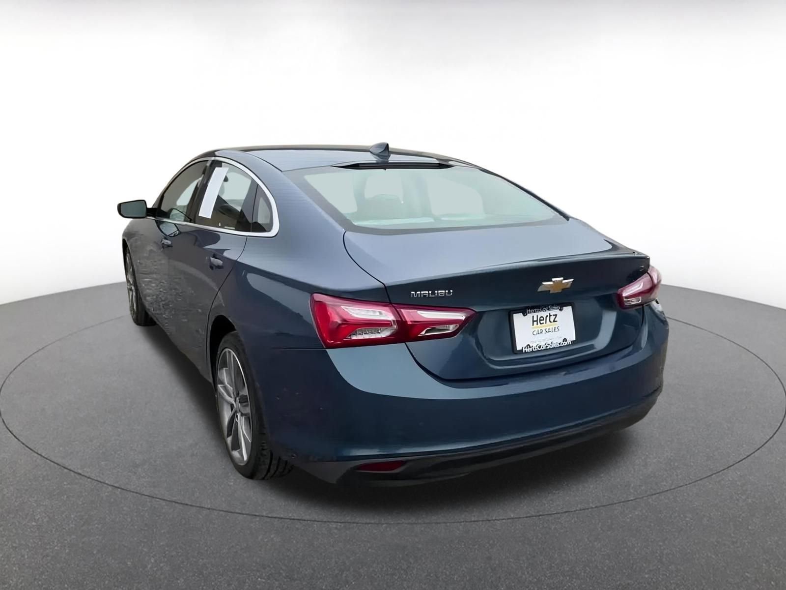 Thumbnail: 2024 Chevrolet Malibu - 11