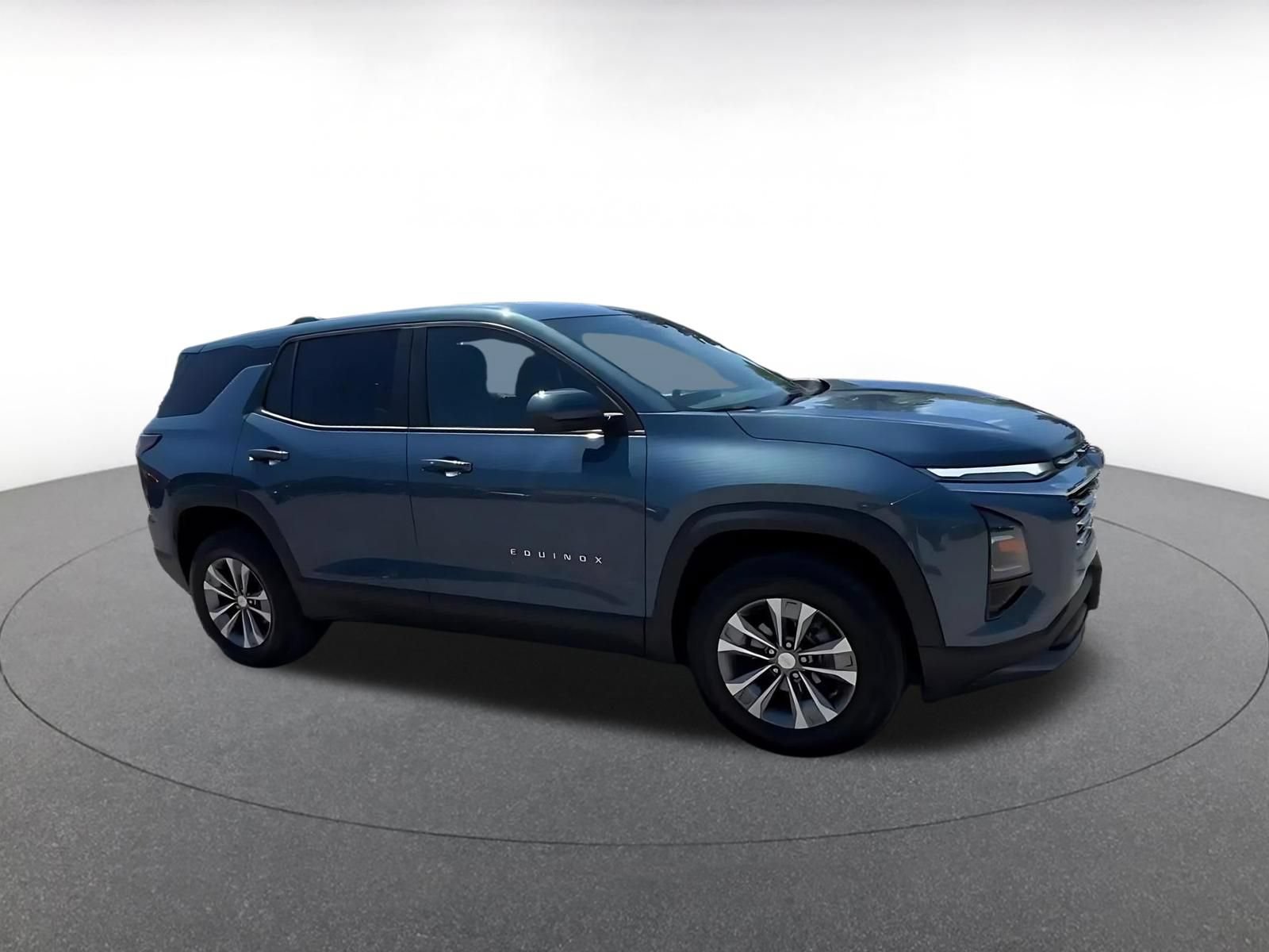 Thumbnail: 2025 Chevrolet Equinox - 2