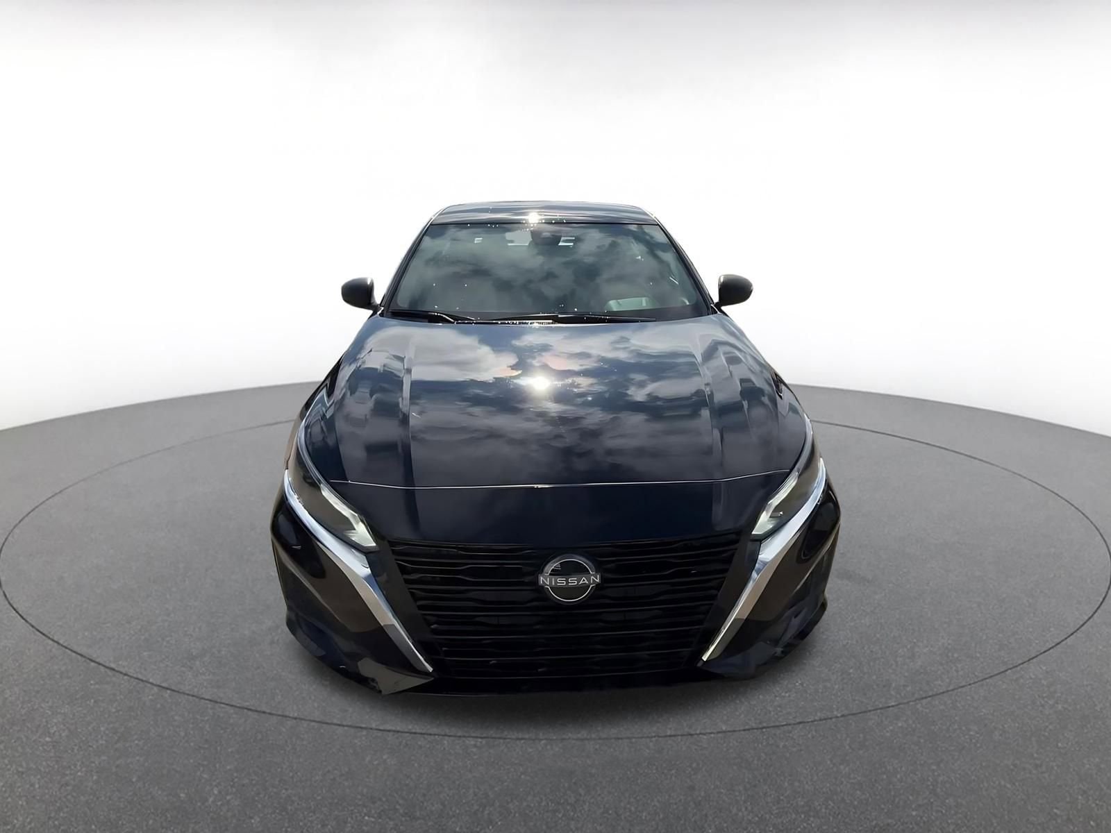 Thumbnail: 2025 Nissan Altima - 4