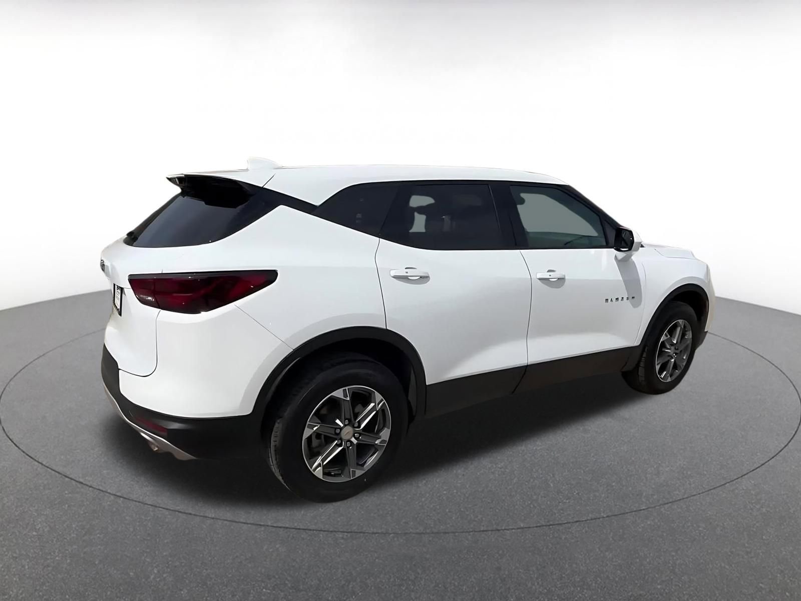 Thumbnail: 2025 Chevrolet Blazer - 15