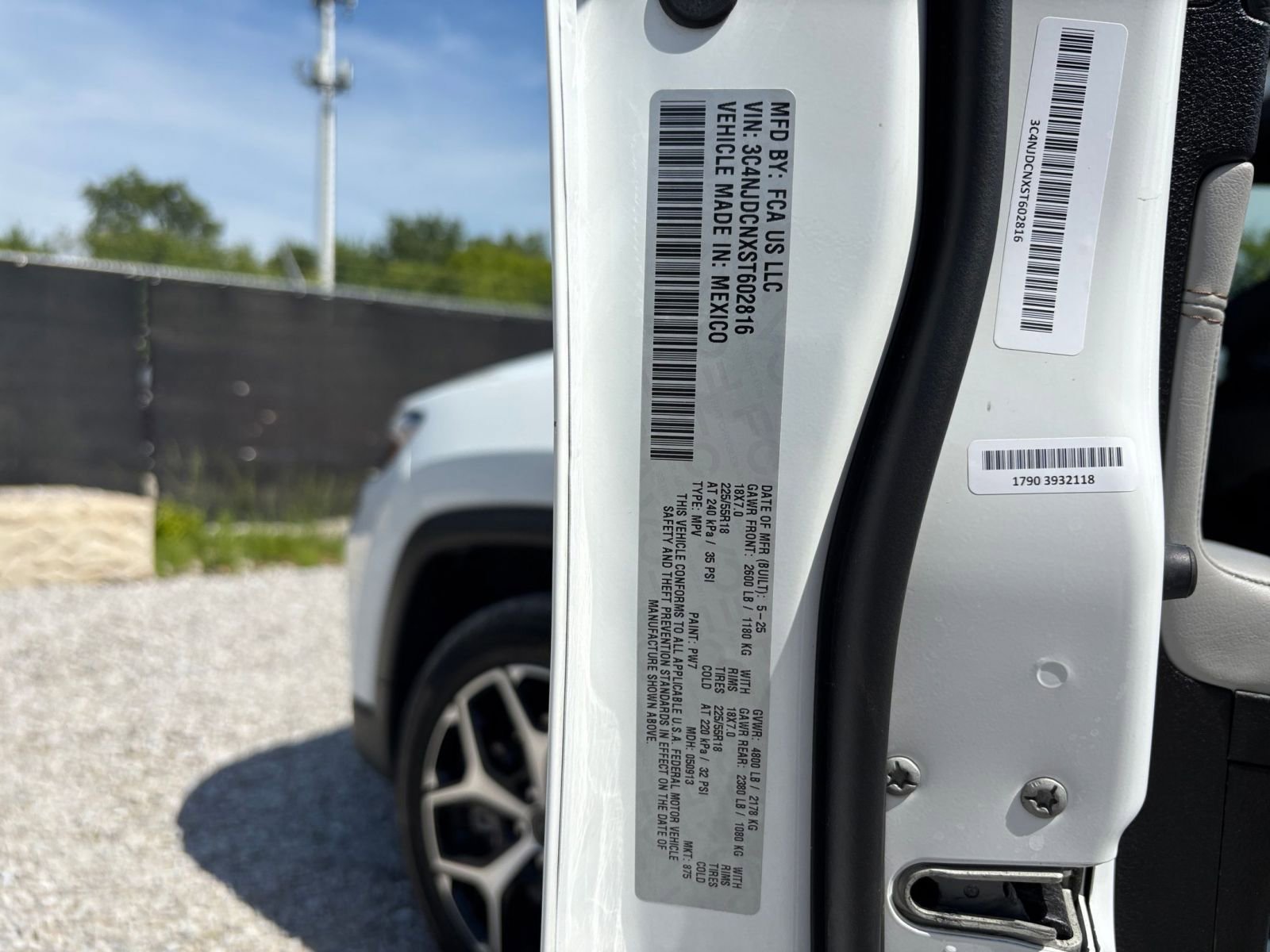 Thumbnail: 2025 Jeep Compass - 31