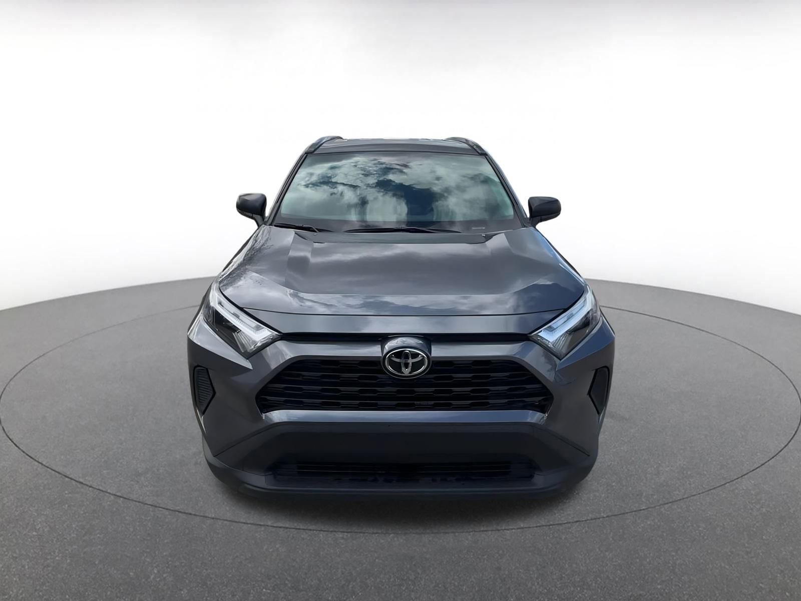 Thumbnail: 2025 Toyota RAV4 - 4