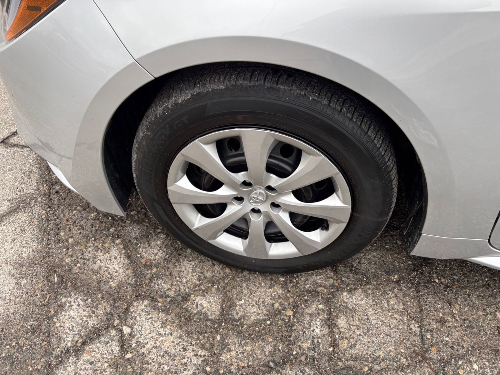 Thumbnail: 2025 Toyota Corolla - 28