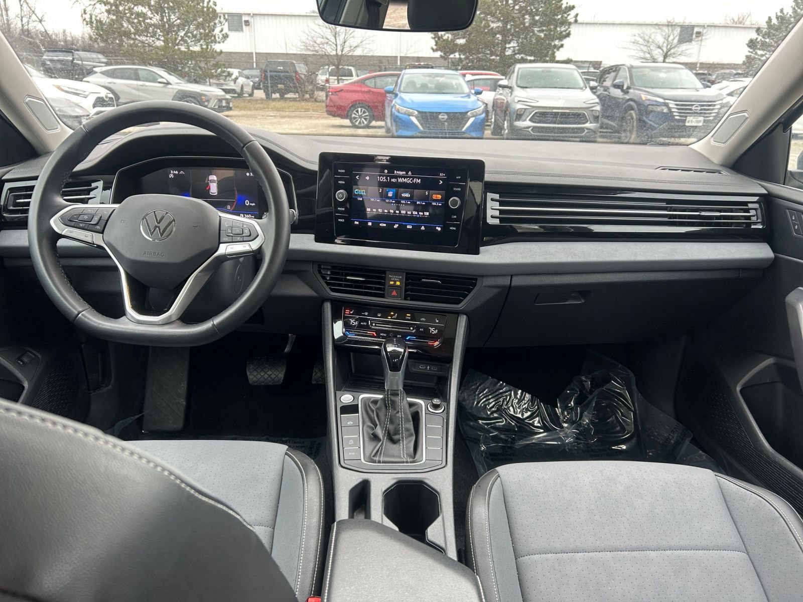 Thumbnail: 2025 Volkswagen Jetta - 35