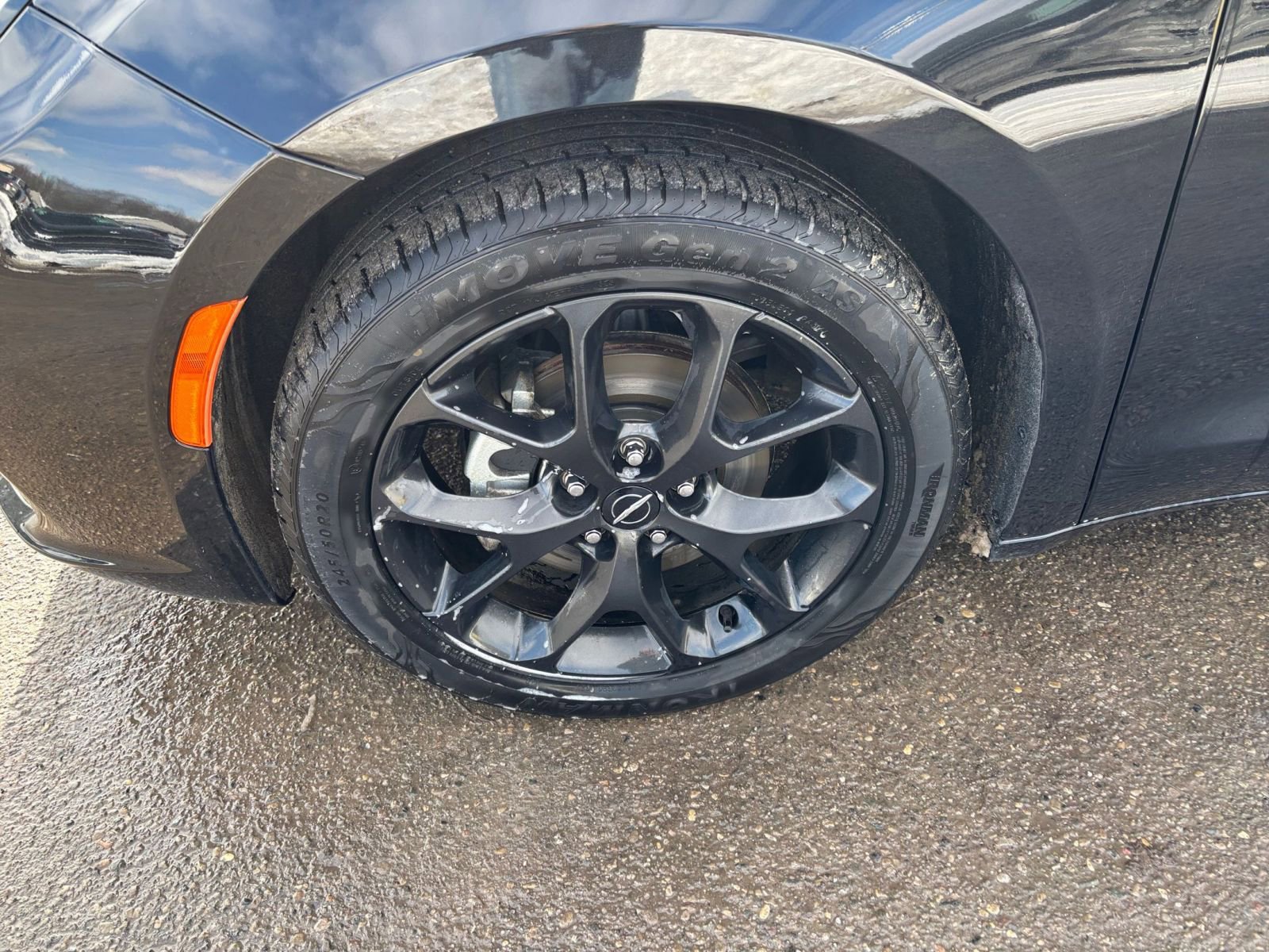 Thumbnail: 2025 Chrysler Pacifica - 35