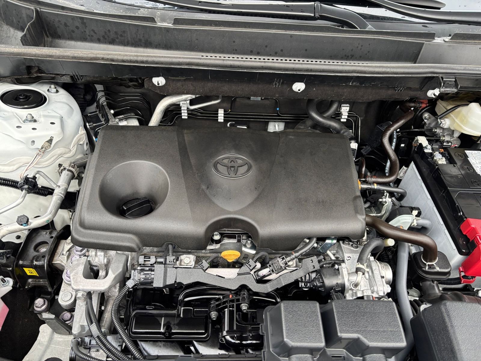 Thumbnail: 2025 Toyota RAV4 - 33