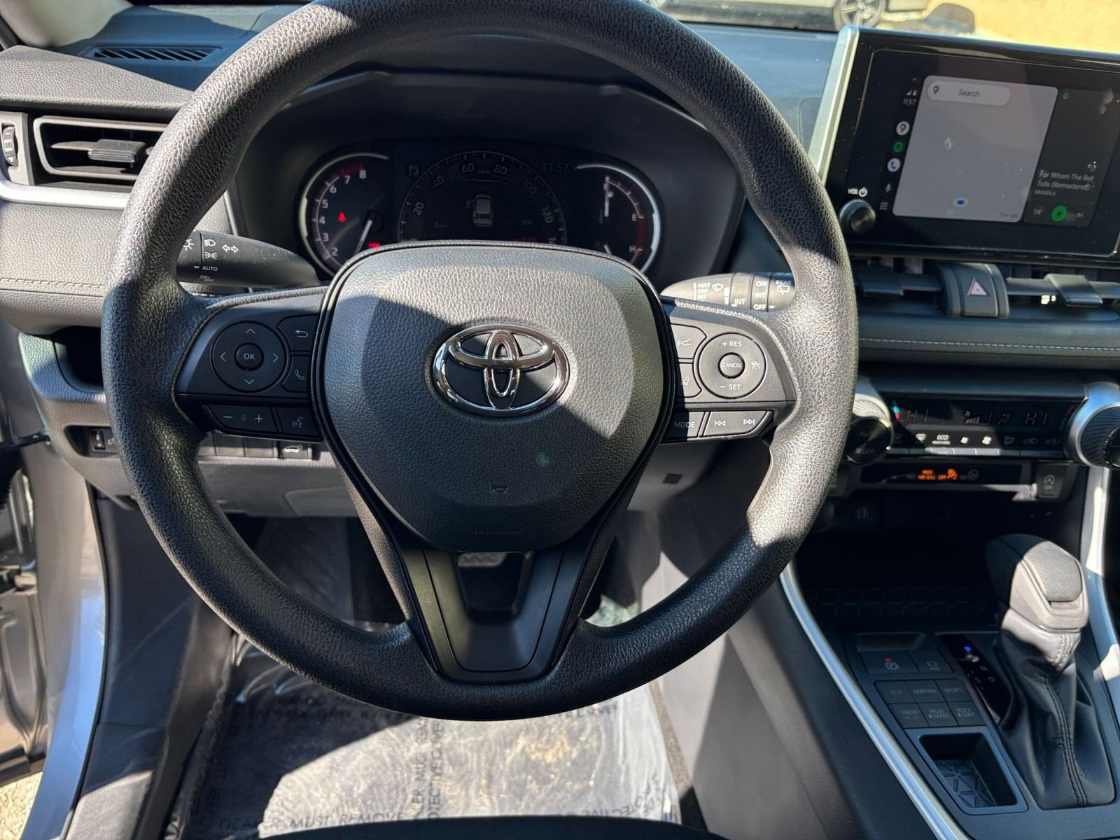 Thumbnail: 2025 Toyota RAV4 - 28