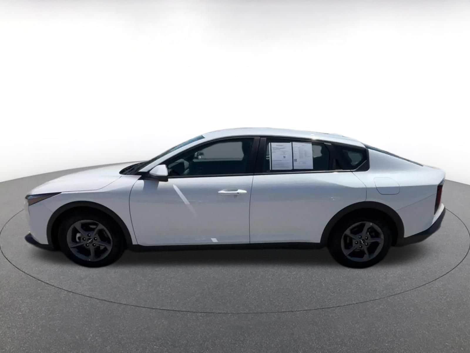 Thumbnail: 2025 Kia K4 - 9