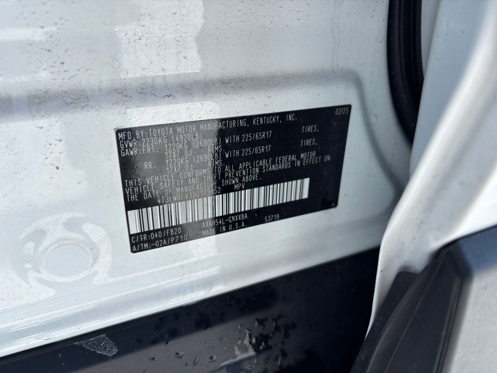 Thumbnail: 2025 Toyota RAV4 - 29