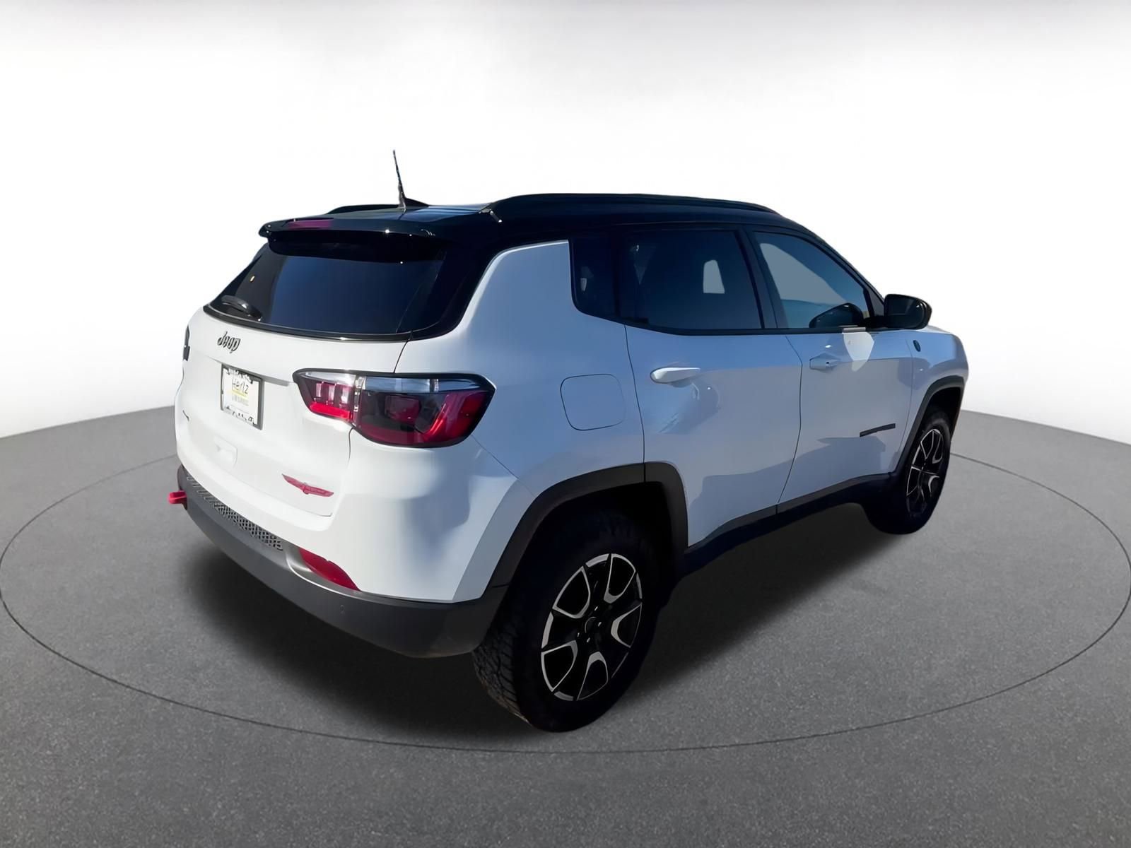 Thumbnail: 2025 Jeep Compass - 14