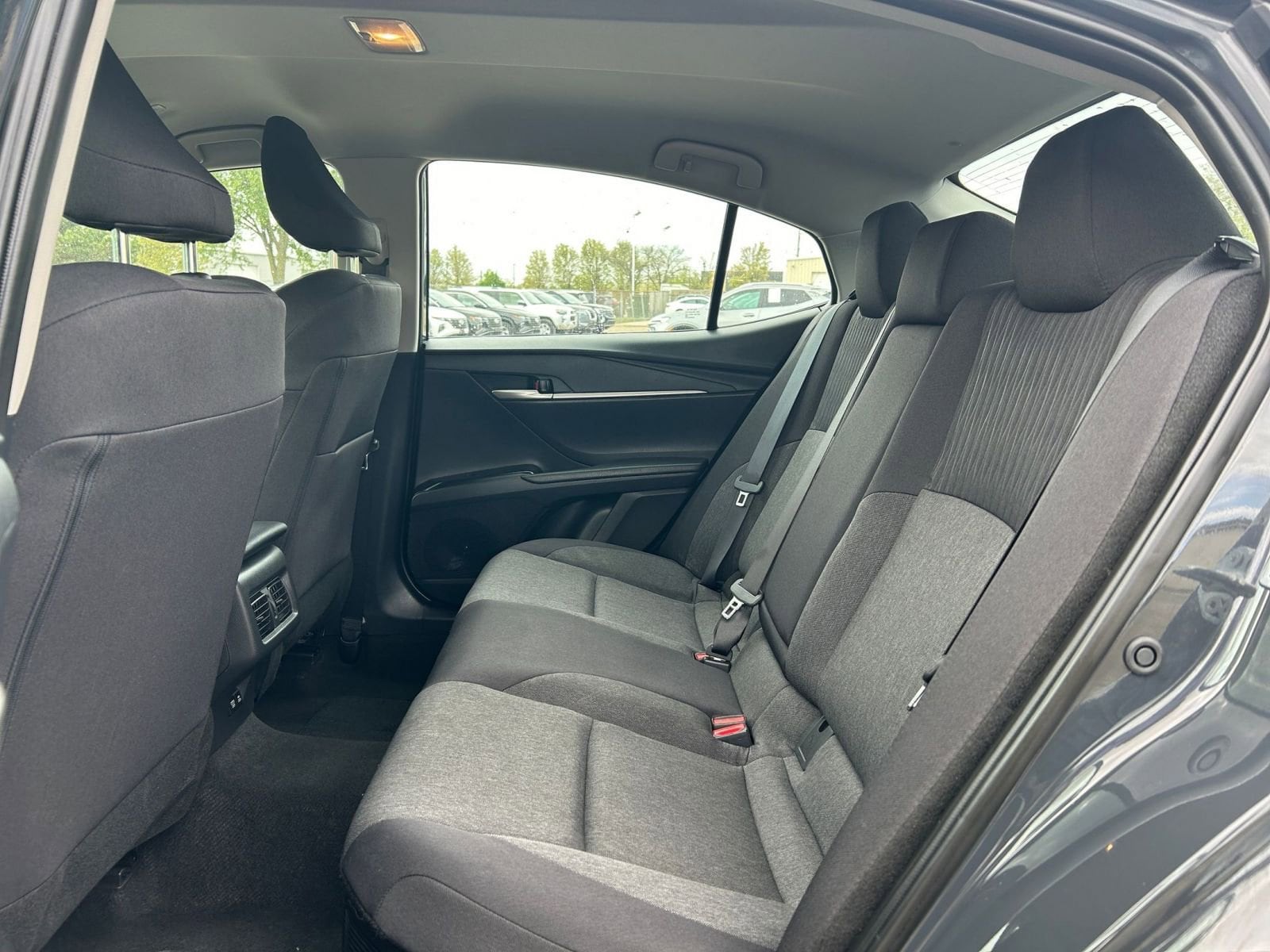2025 Toyota Camry LE 29