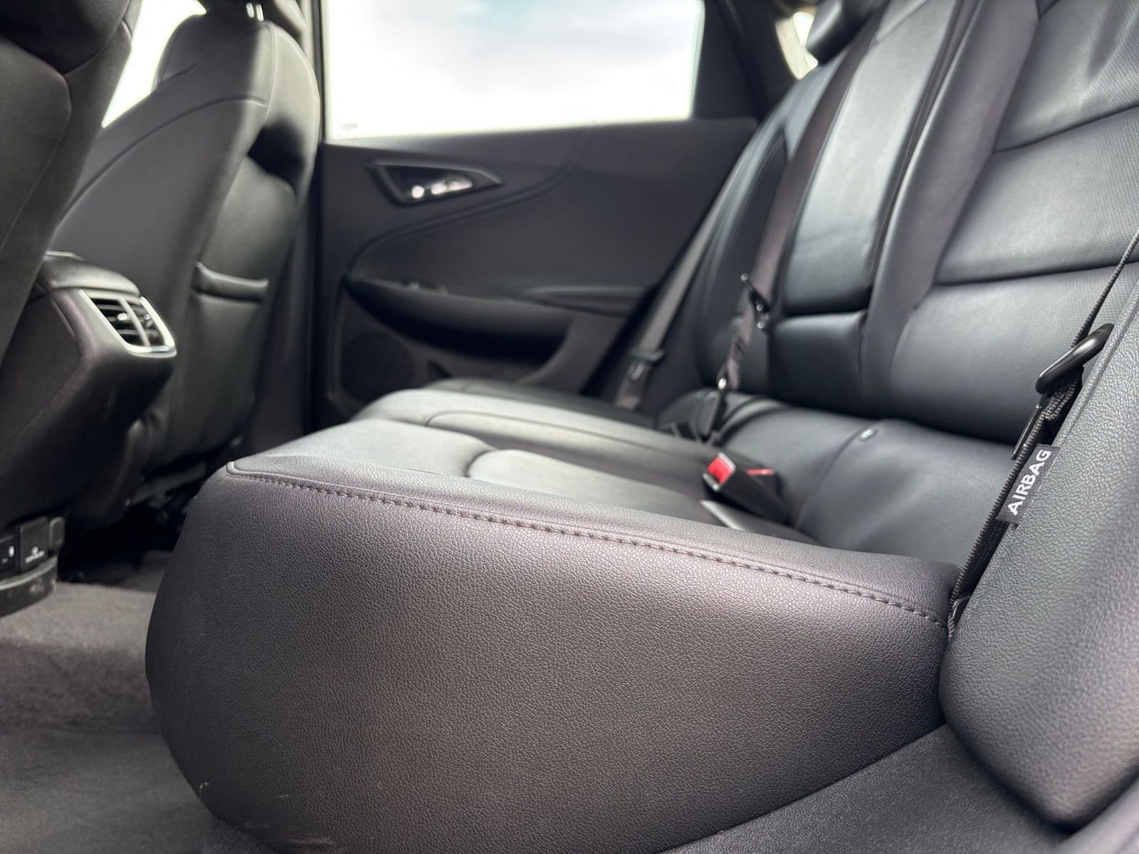 Thumbnail: 2024 Chevrolet Malibu - 25