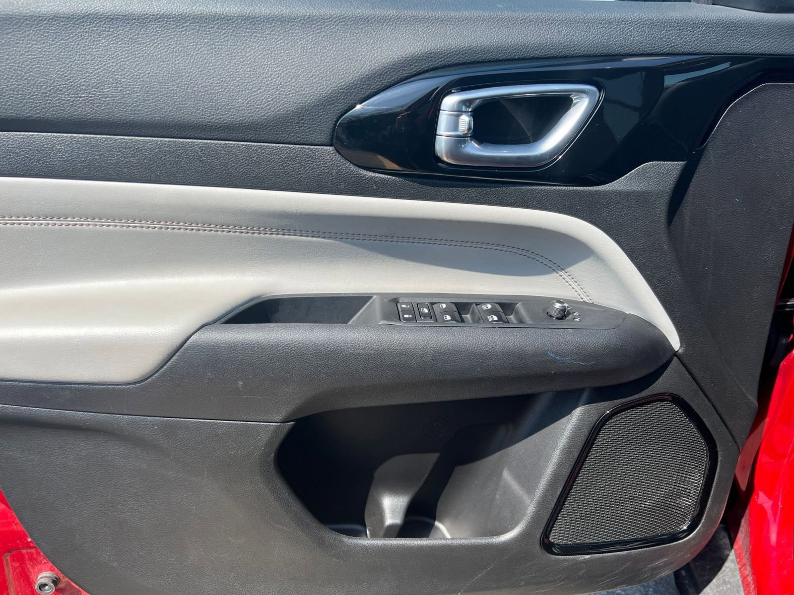 Thumbnail: 2025 Jeep Compass - 18