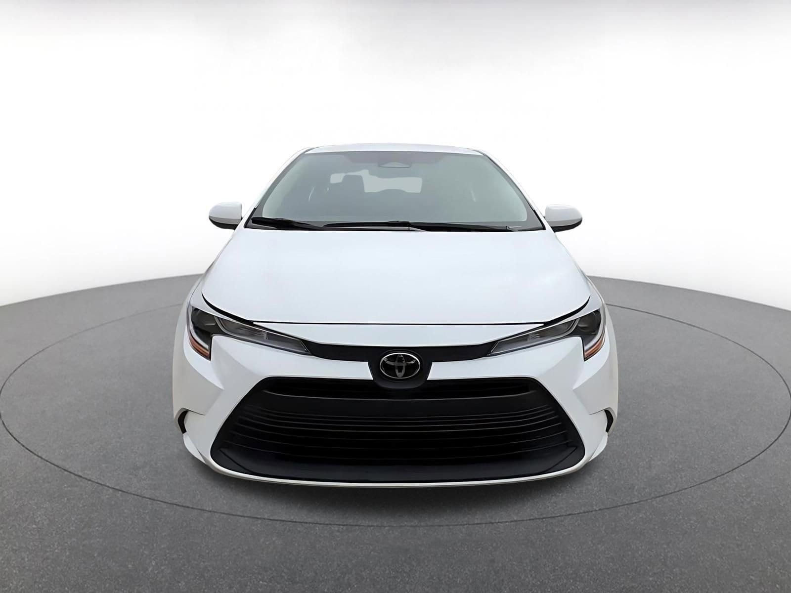 Thumbnail: 2025 Toyota Corolla - 4