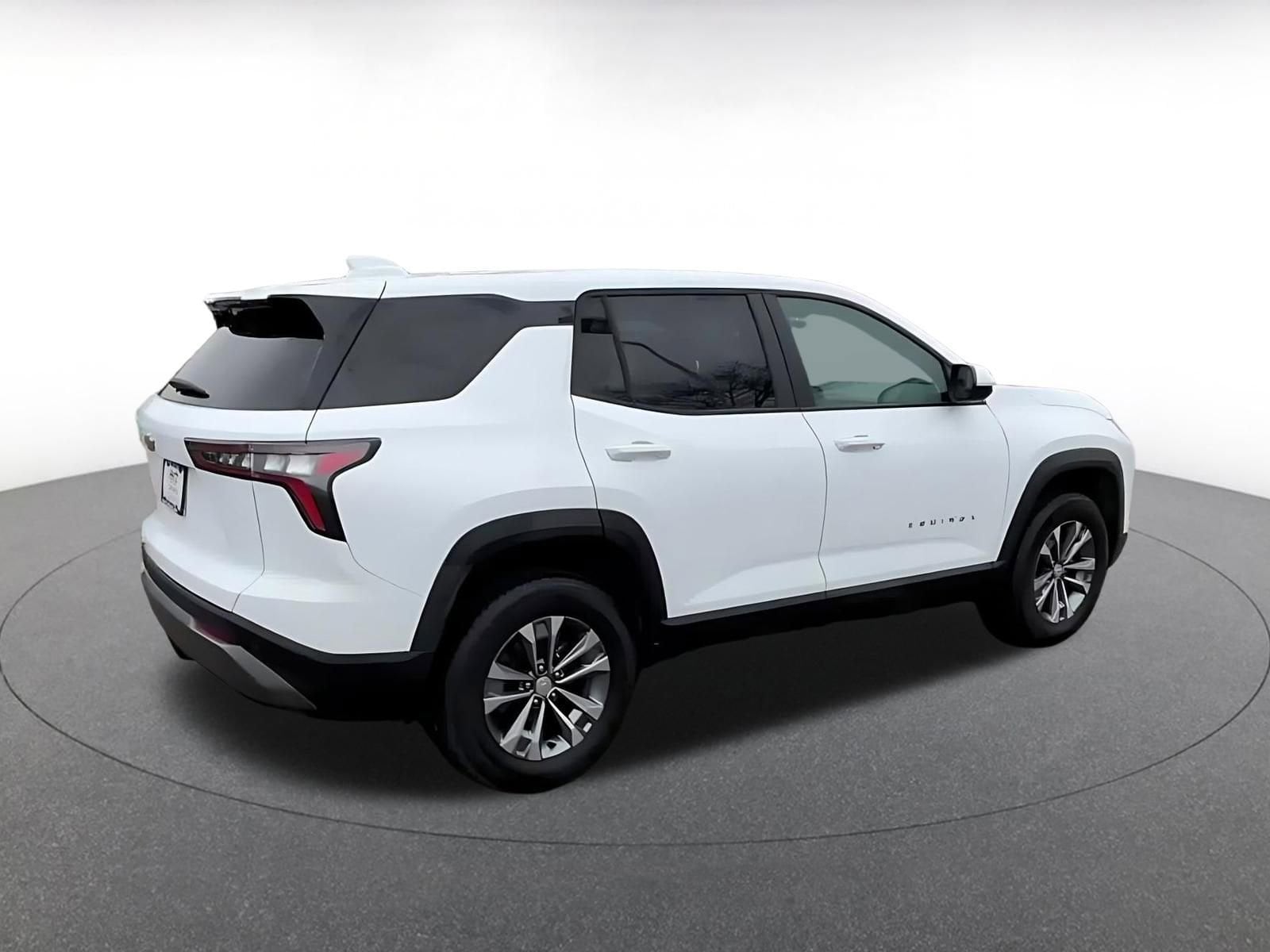 Thumbnail: 2025 Chevrolet Equinox - 15