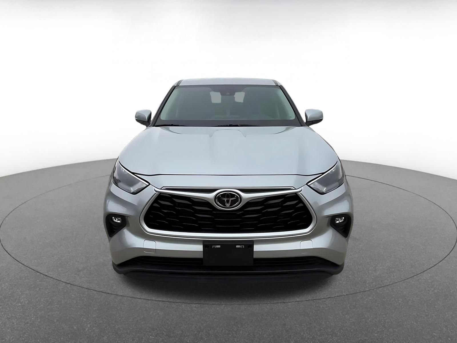 Thumbnail: 2025 Toyota Highlander - 4