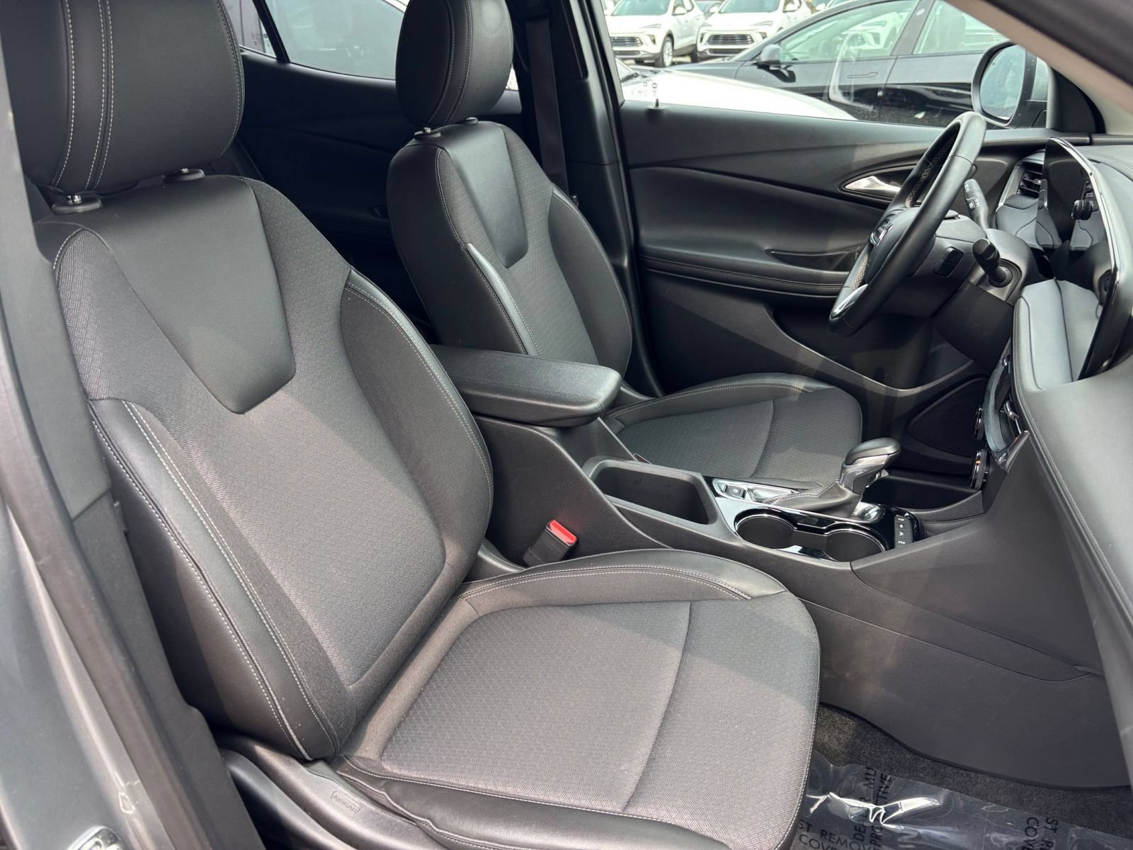 Thumbnail: 2025 Buick Encore GX - 35
