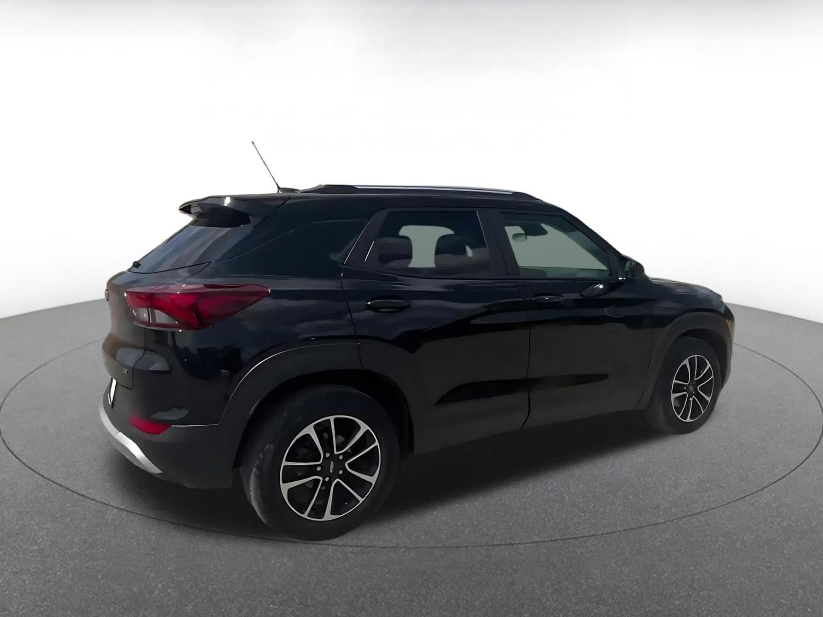 Thumbnail: 2025 Chevrolet TrailBlazer - 14