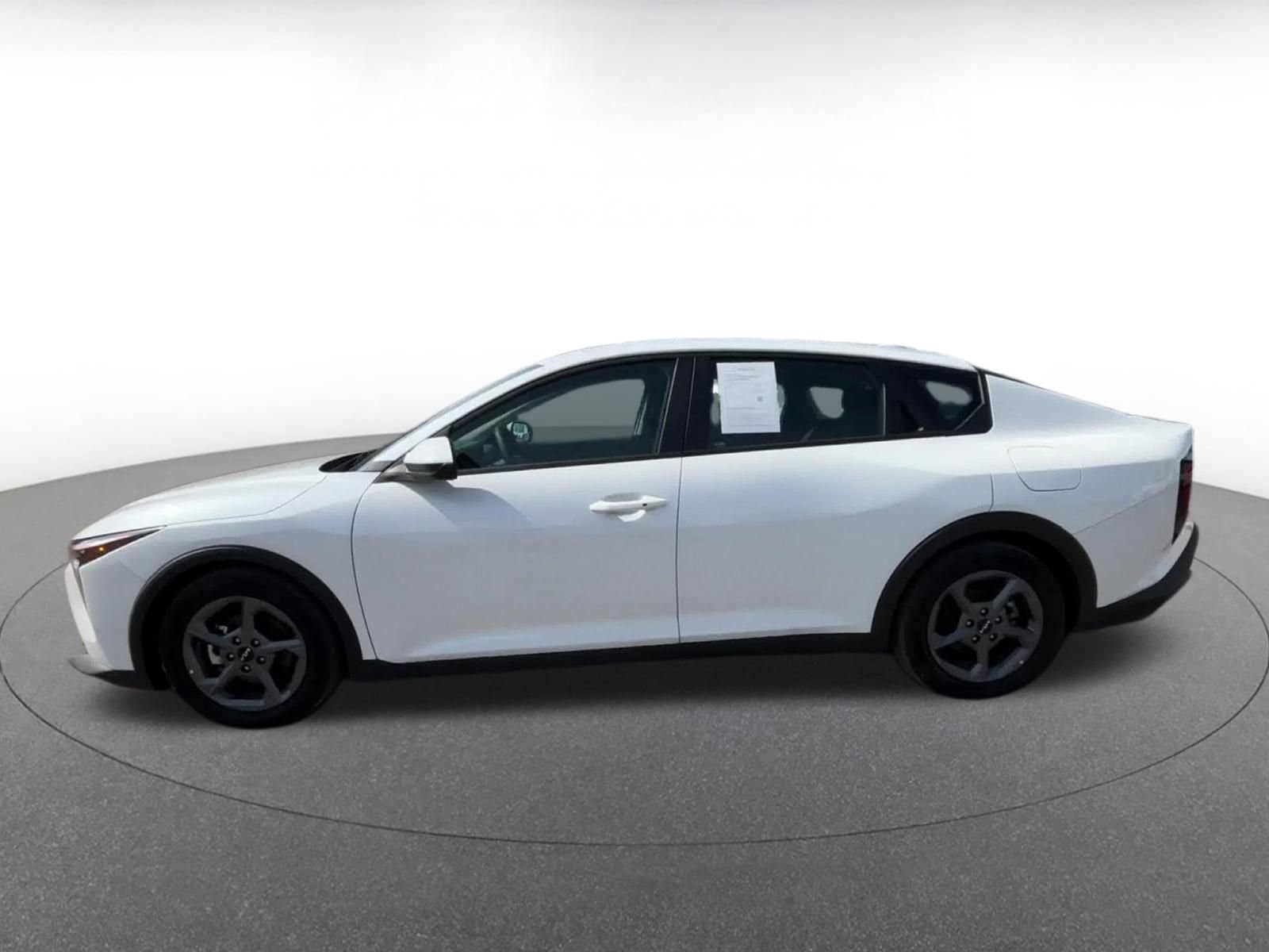 Thumbnail: 2025 Kia K4 - 9