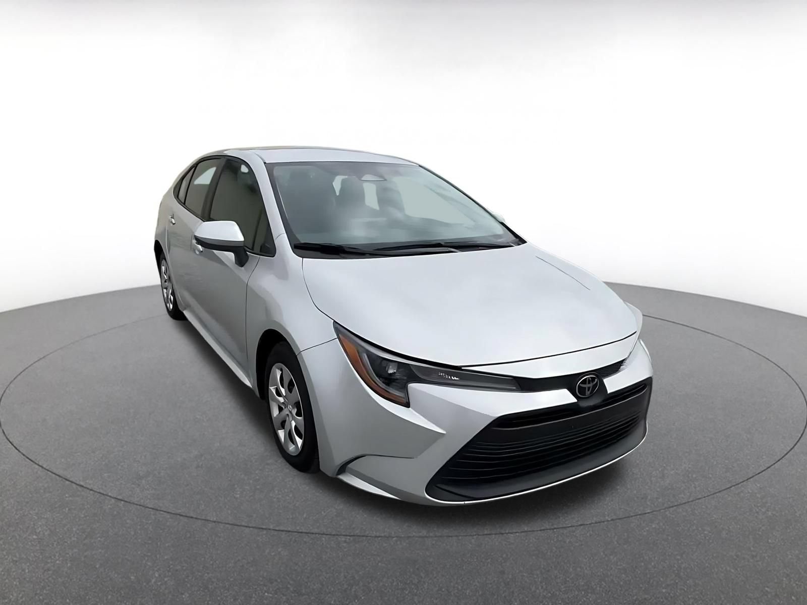 Thumbnail: 2025 Toyota Corolla - 3